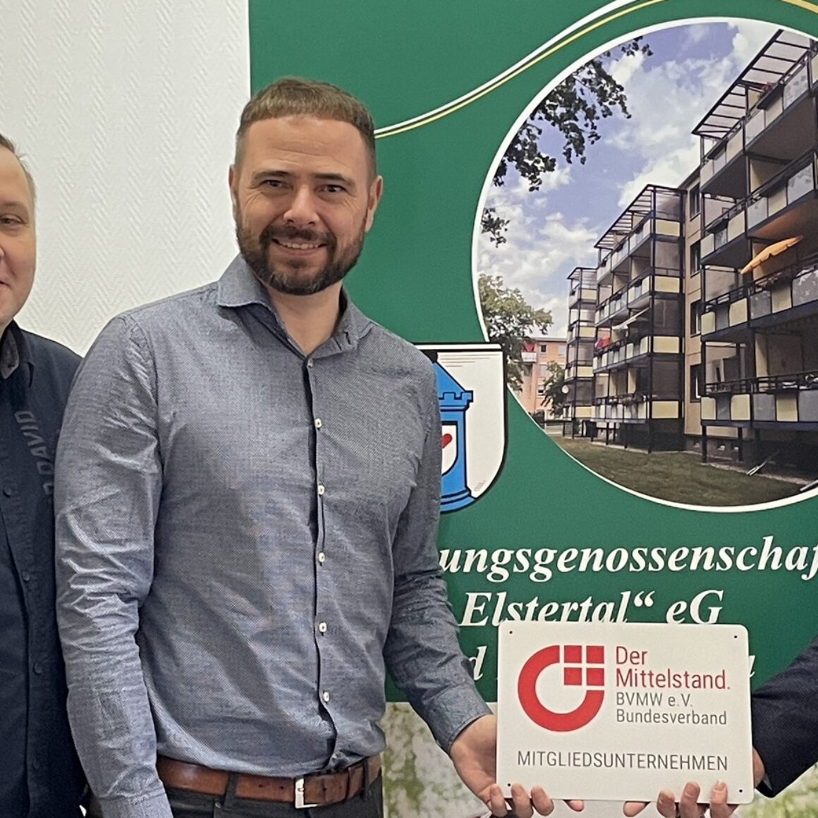 Foto: v.l.n.r. Mike Richter techn. Vorstand, Andreas Wollmann kaufm. Vorsitzender und Vorstandsvorsitzender, Carsten Böhm BVMW Elbe-Elster