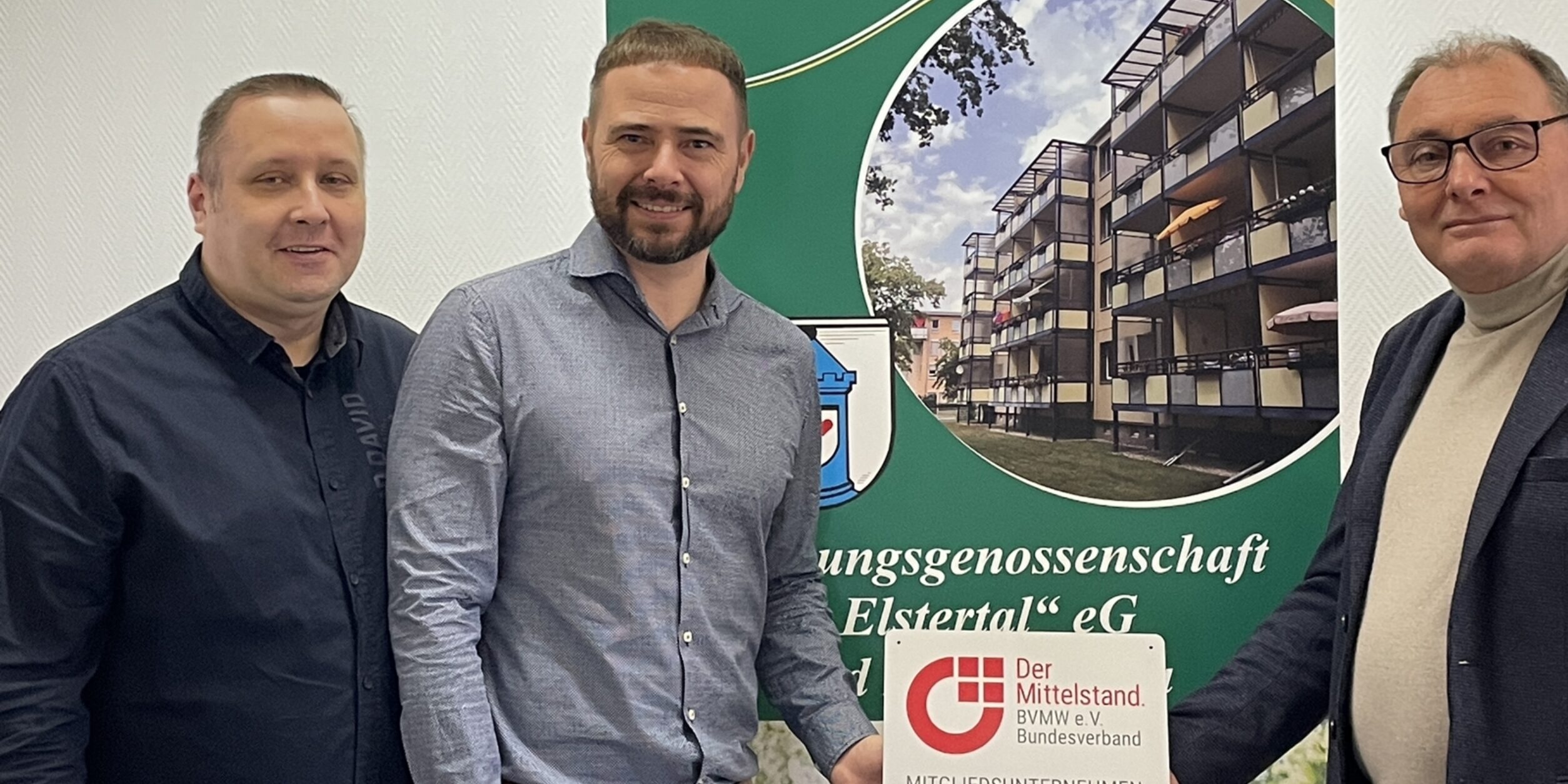 Foto: v.l.n.r. Mike Richter techn. Vorstand, Andreas Wollmann kaufm. Vorsitzender und Vorstandsvorsitzender, Carsten Böhm BVMW Elbe-Elster