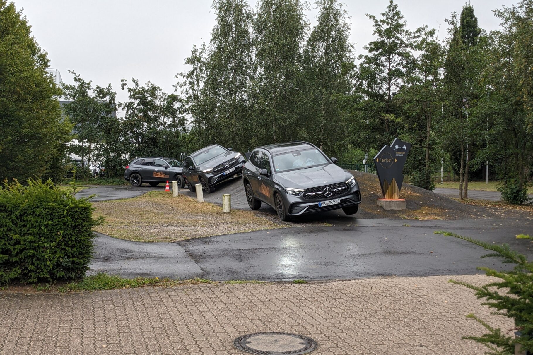 Ganz schoen schraege Nummer