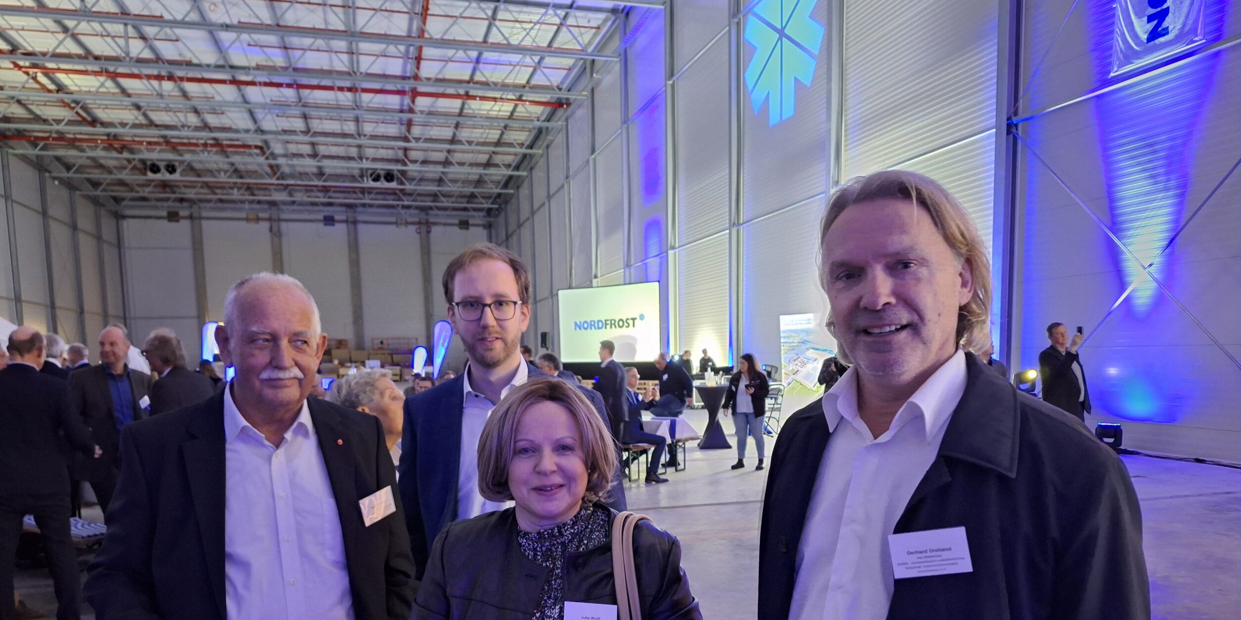 Teilnehmer des Richtfestes bei Nordfrost in Wesel, Detlef Blome LWR (links)