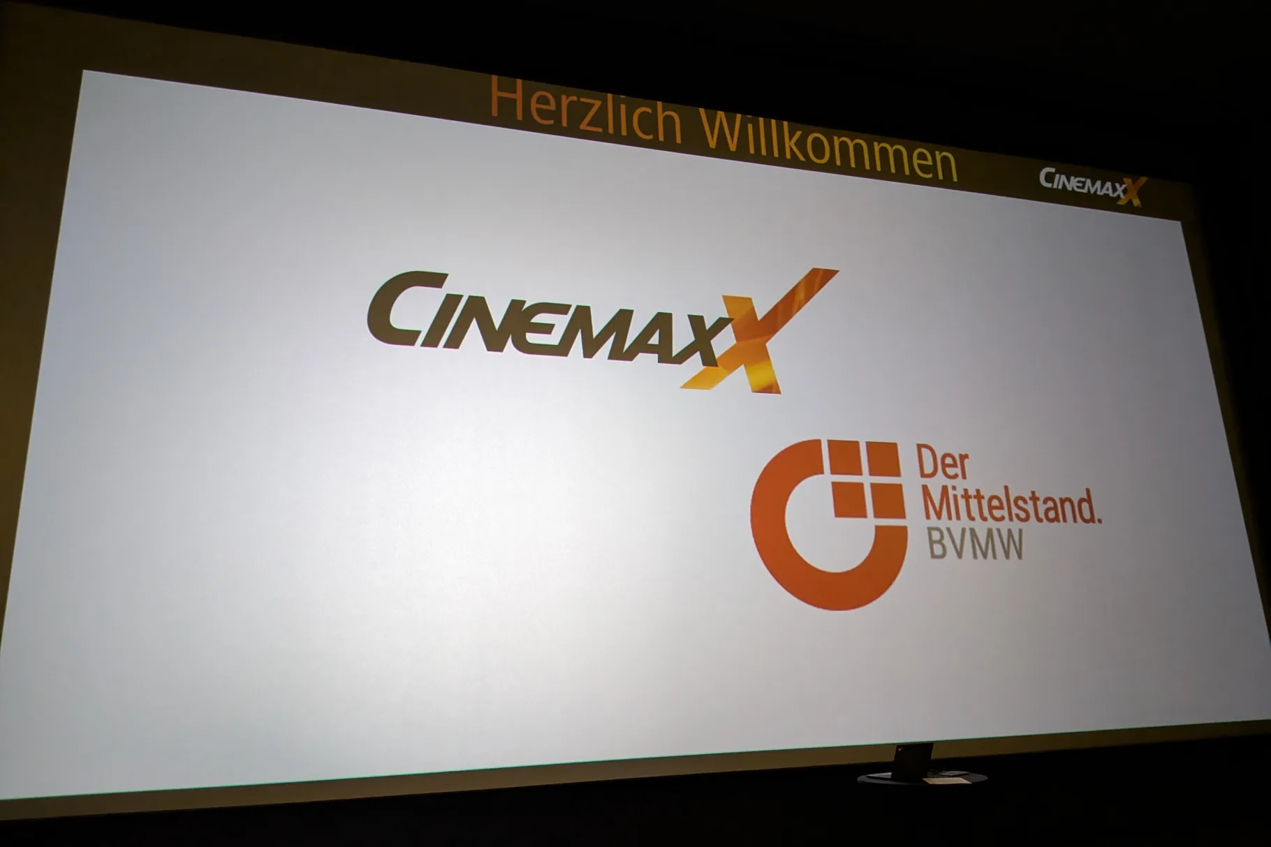 Herzlich Willkommen auf der Kinoleinwand