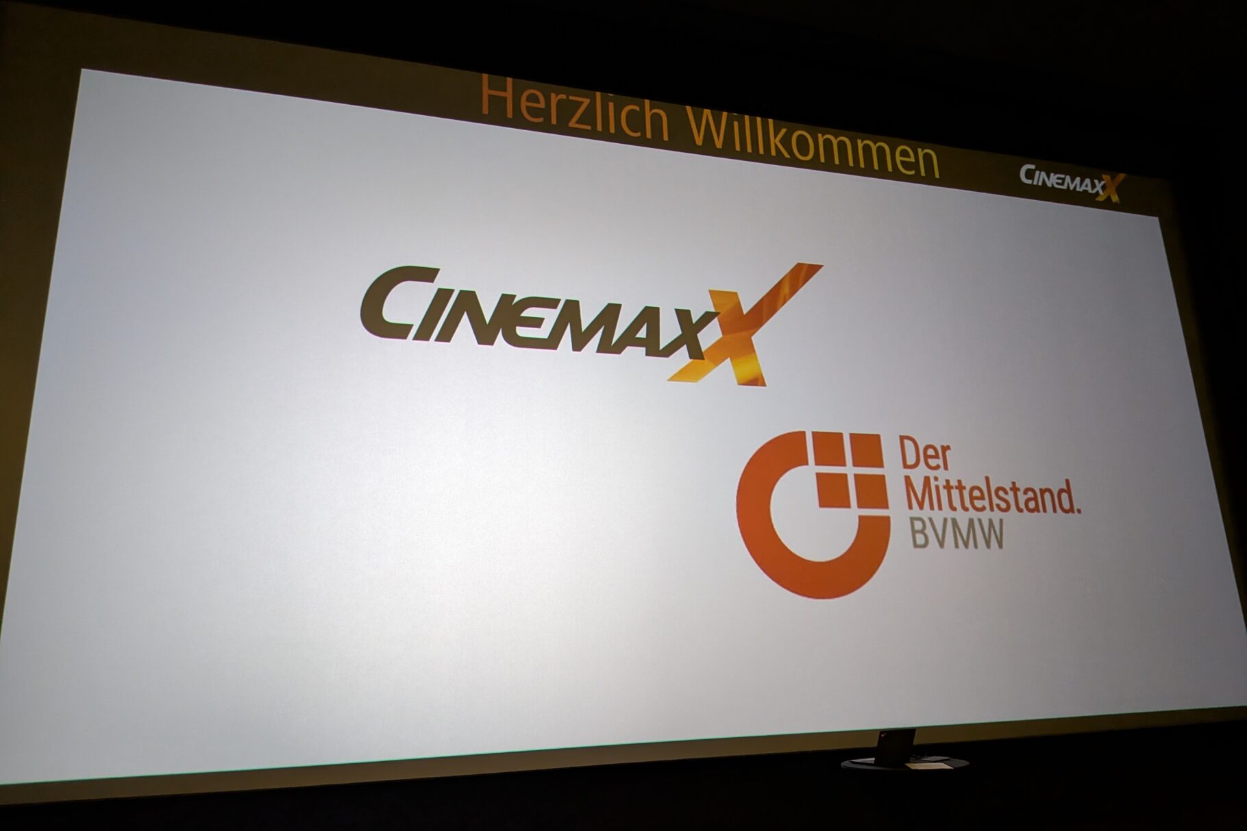 Herzlich Willkommen auf der Kinoleinwand
