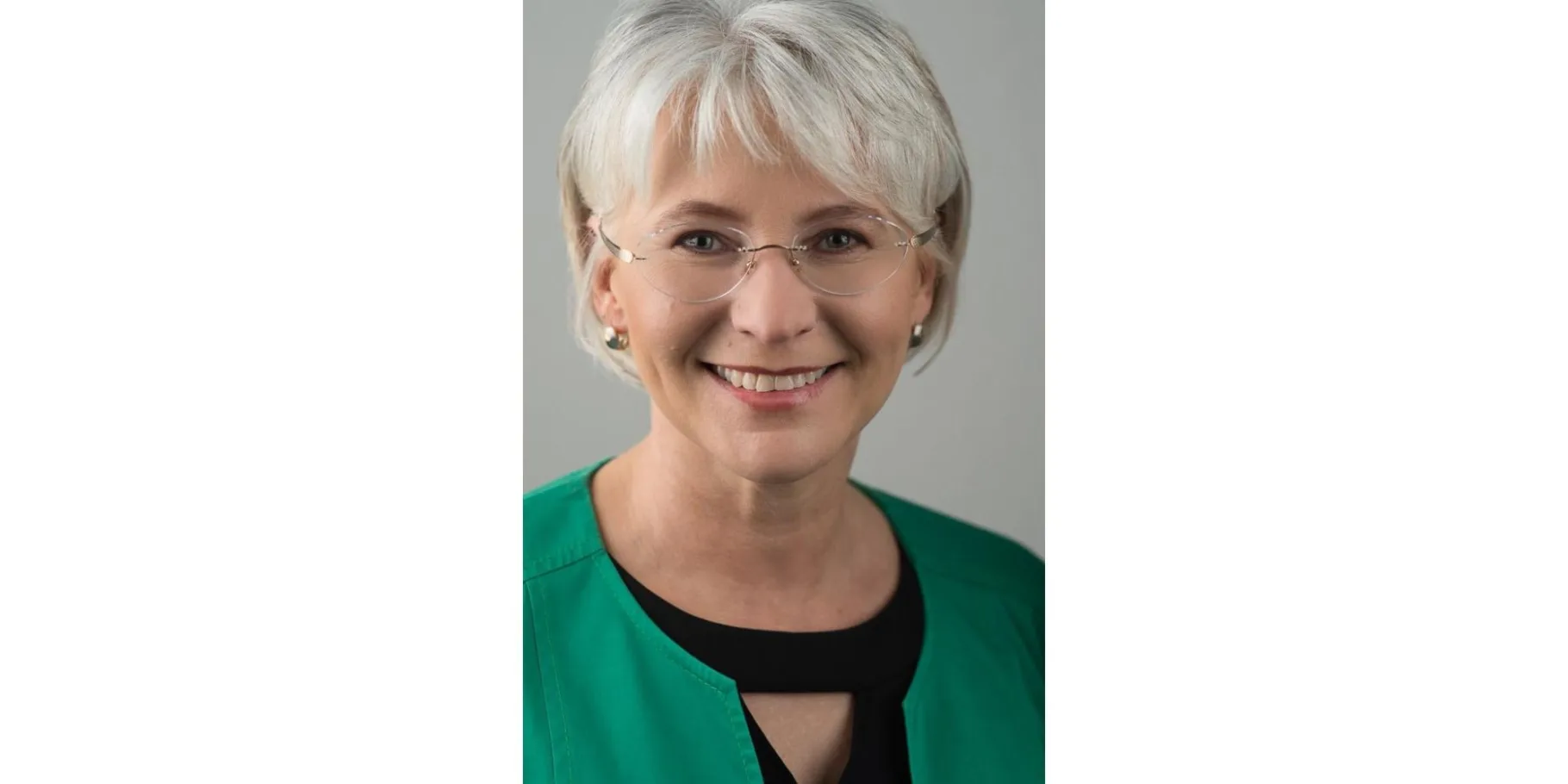 Elke Reuschel 2000 x 1000 px