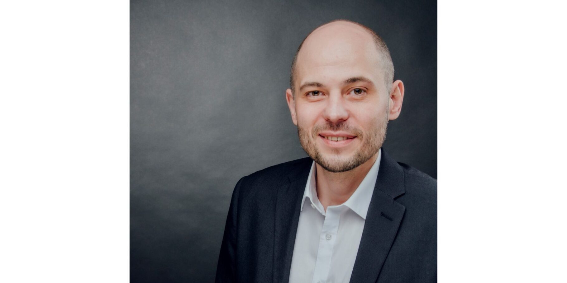 M Silberstein Safran 2000 x 1000 px