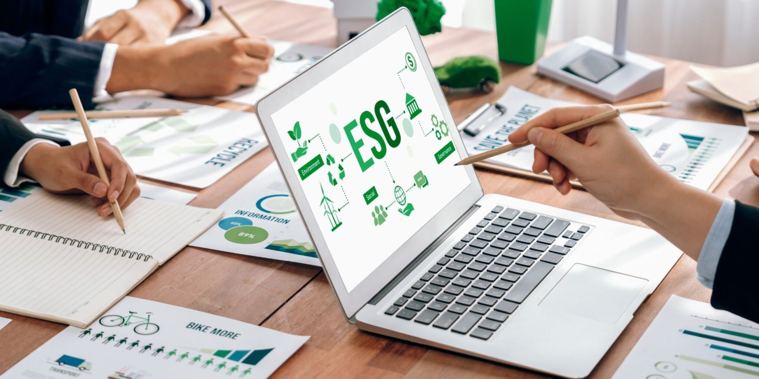 KJK ESG Visual 1800 x 900 px.jpg