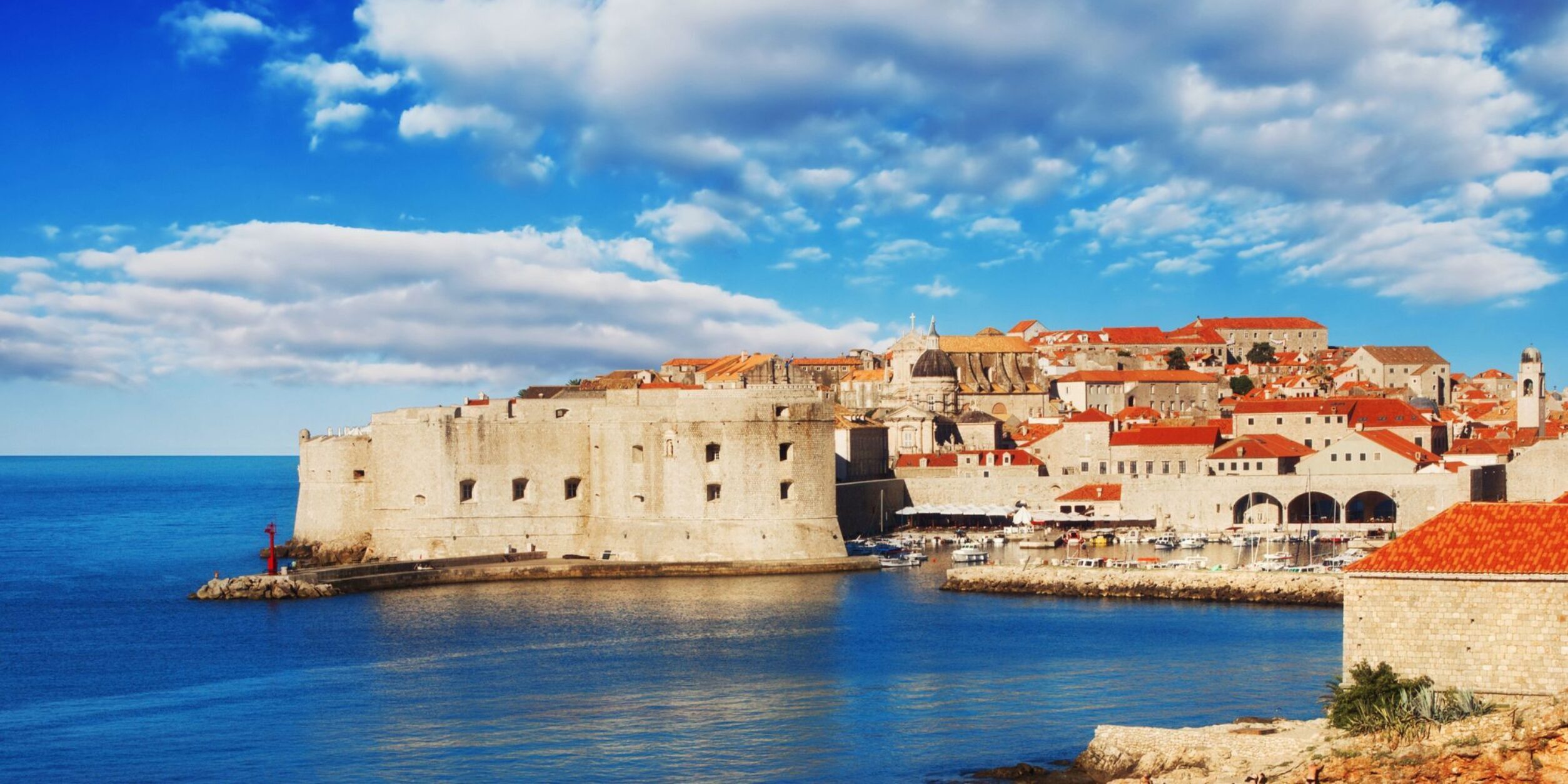 Dubrovnik Croatia Airlines 2000 x 1000 px