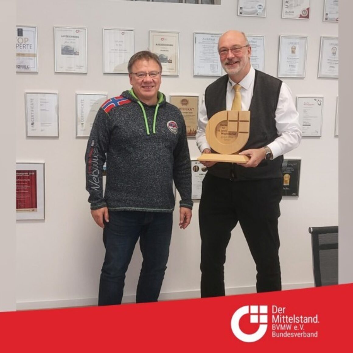 2zu1 Bild Thomas Wlost