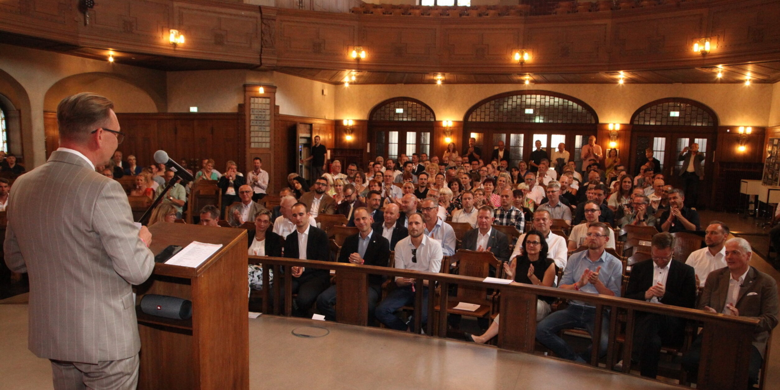 Begrüßung durch Patrick Paul (BVMW Leipzig)