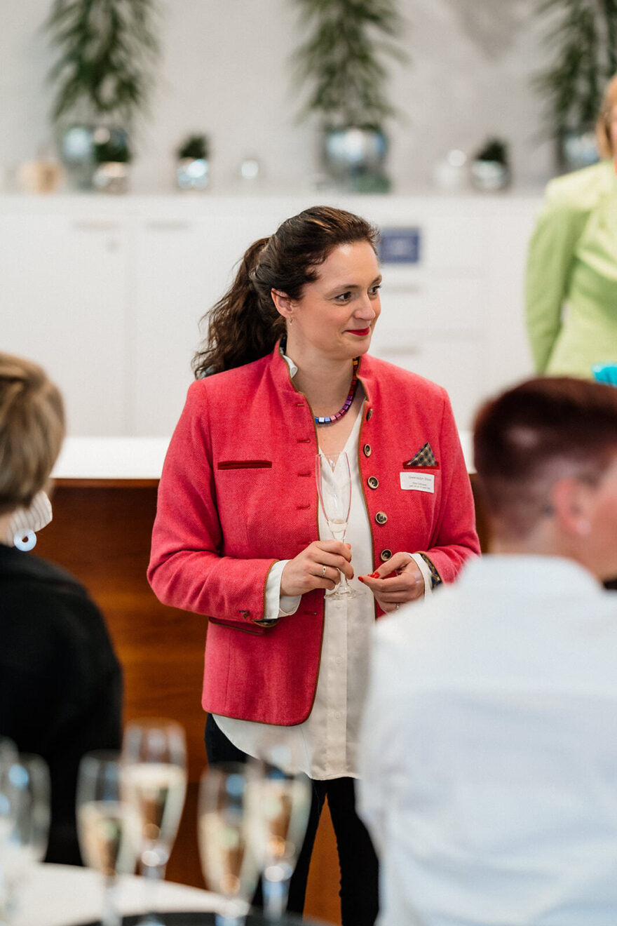 Emotional company portrait luisa sole 23 von 361