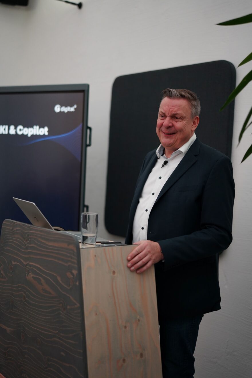 Referent Christian Hahn am Rednerpult