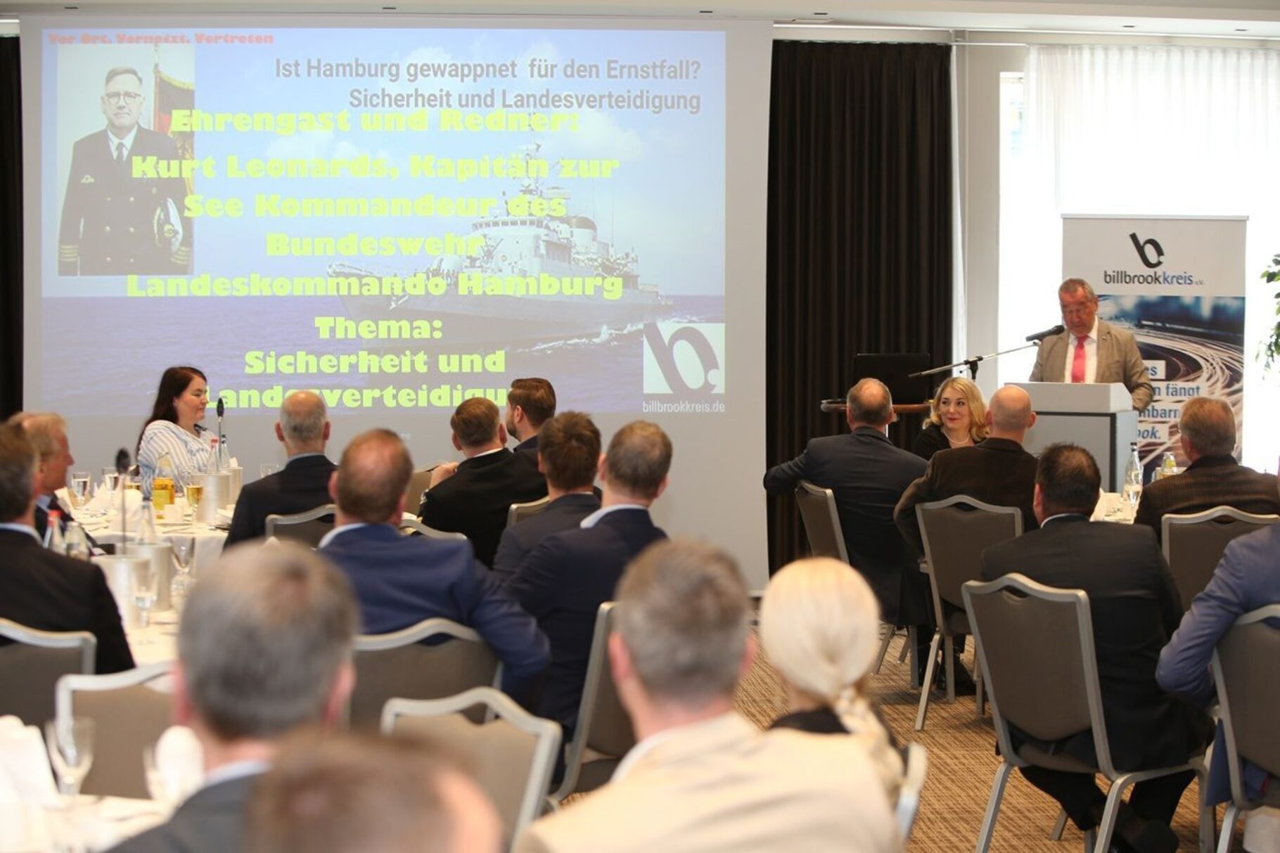 Bernhard Jurasch, der Erste Vorsitzende des Billbrookkreises im Hotel Böttcherhof