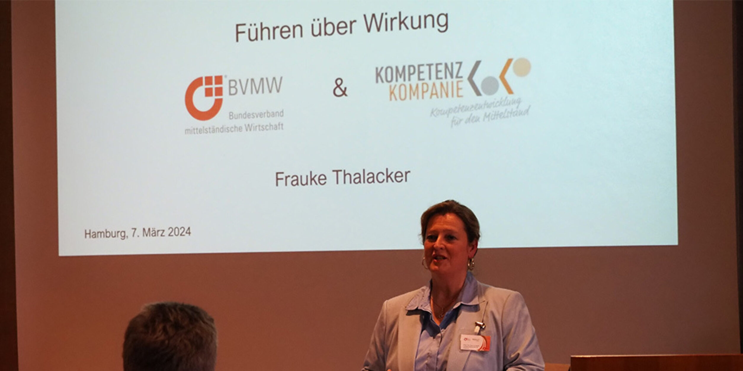 Führen über Wirkung