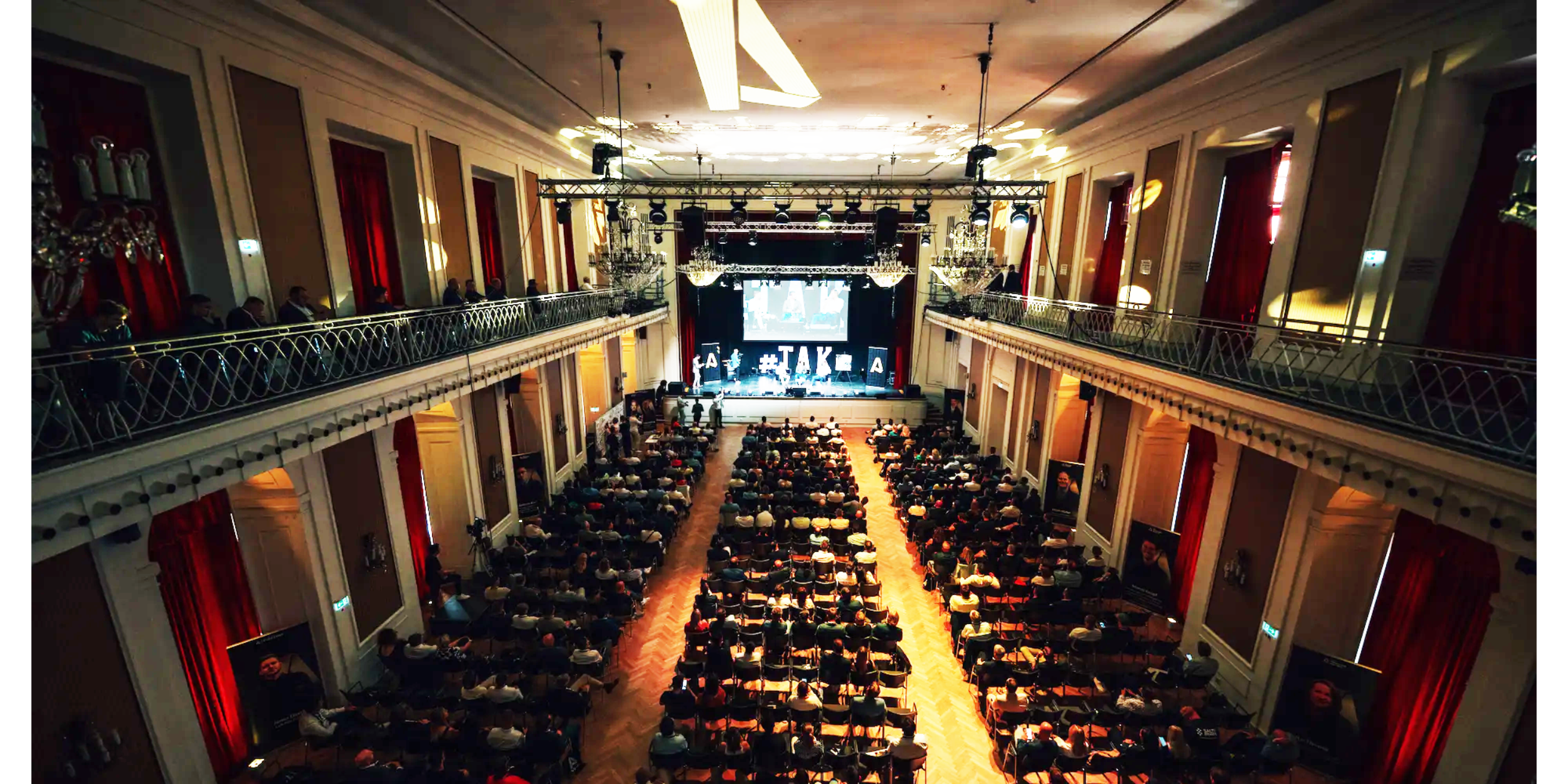 TOP Arbeitgeber Kongress 2024 veranstaltet von FAIRFAMILY GmbH