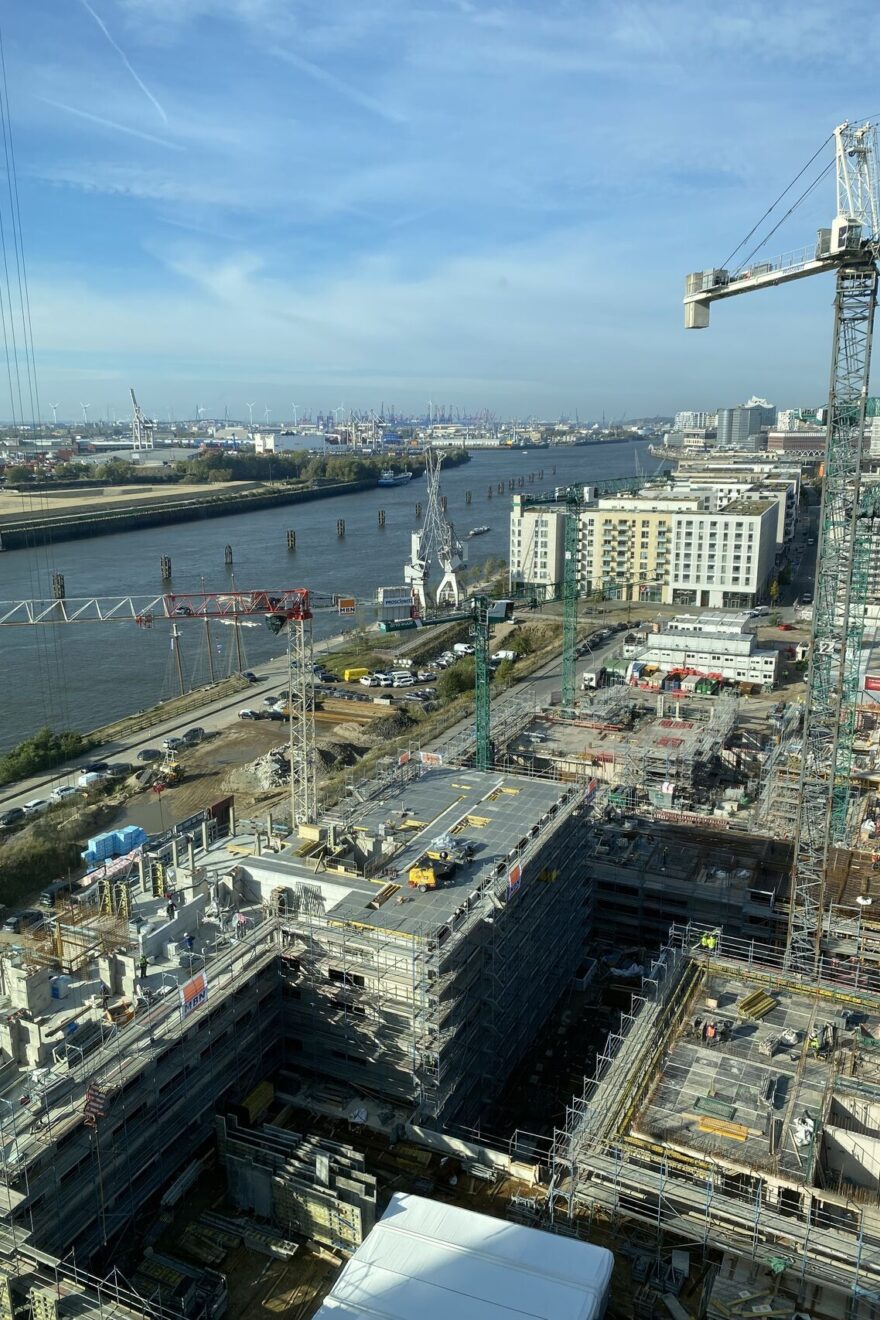 Blick aus Gebäude FAIRFAMILY