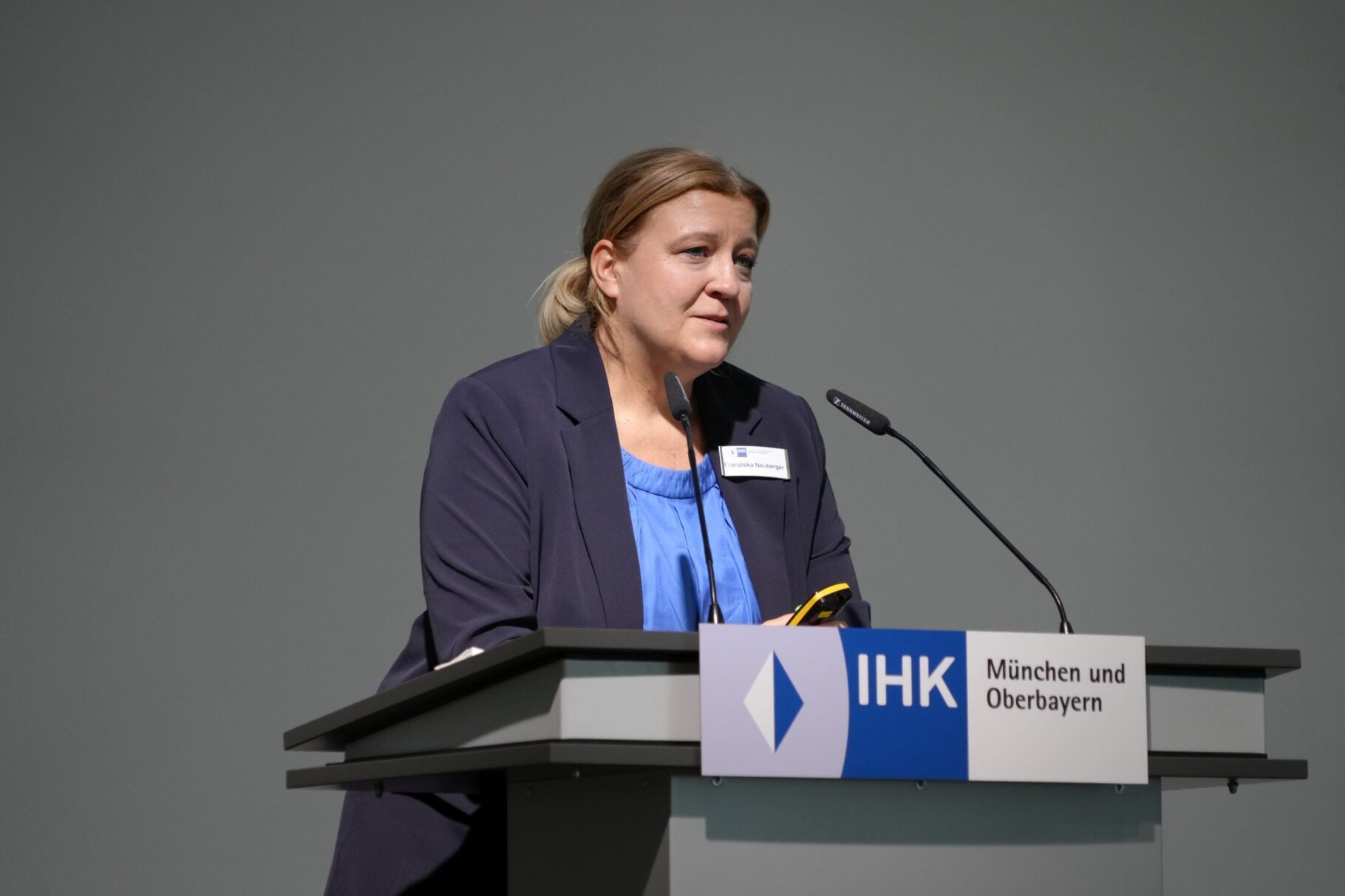 Begrüßung durch Franziska Neuberger, IHK München