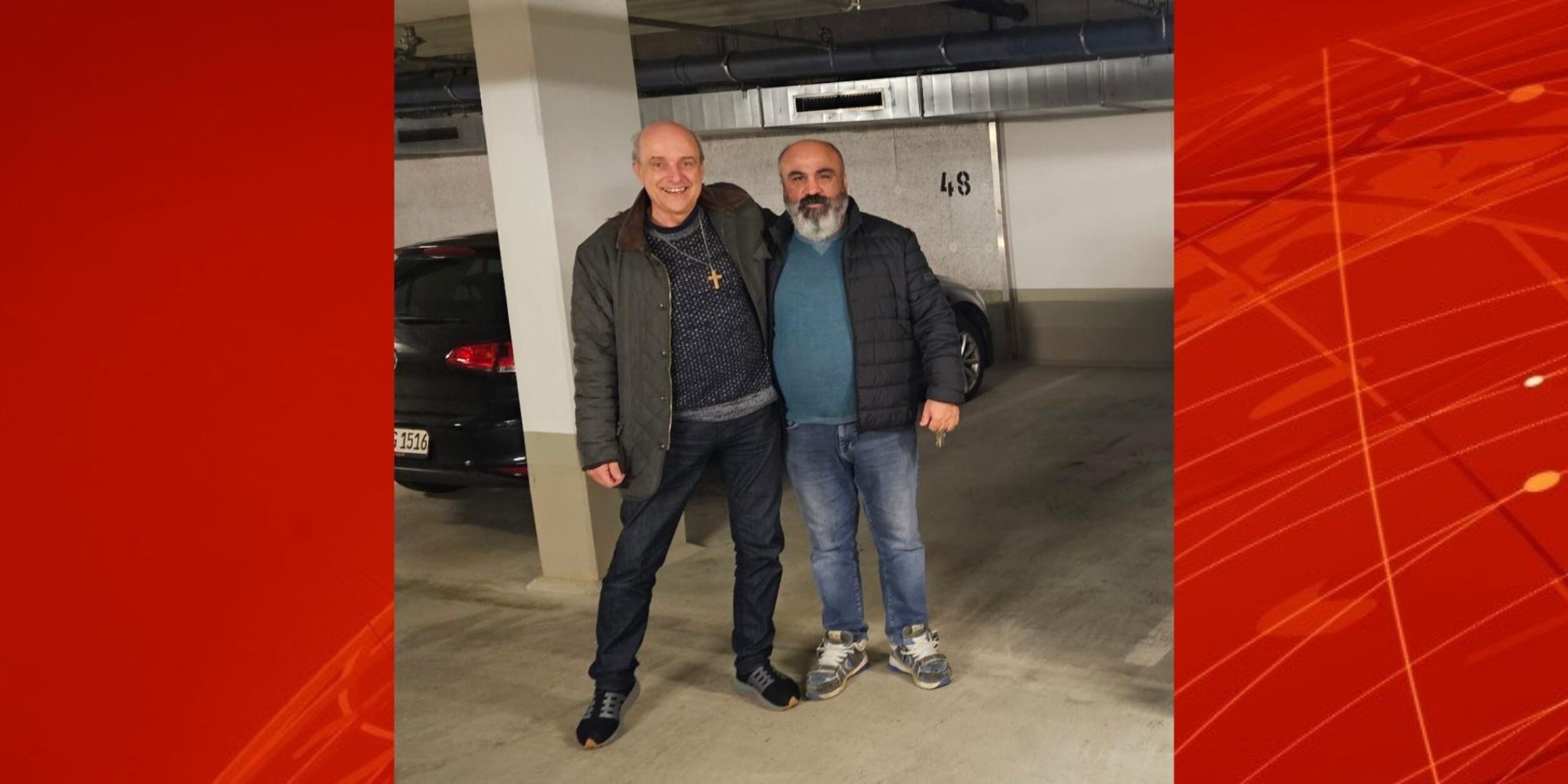 Leiter der RolliGang, René Vollmar, mit Nazim Arikan, Munictransfer (rechts im Bild)