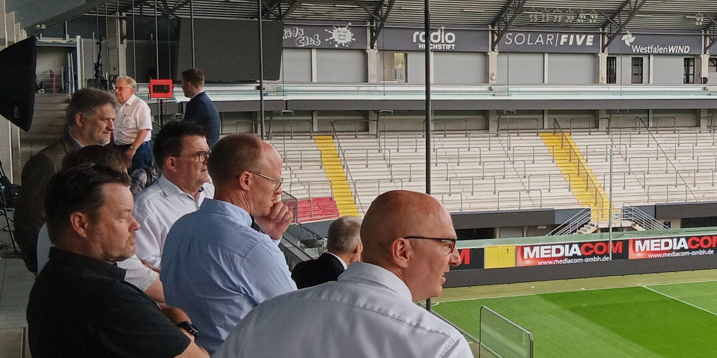 Frühstück und Austausch mit dem Mittelstand in der VIP-Lounge