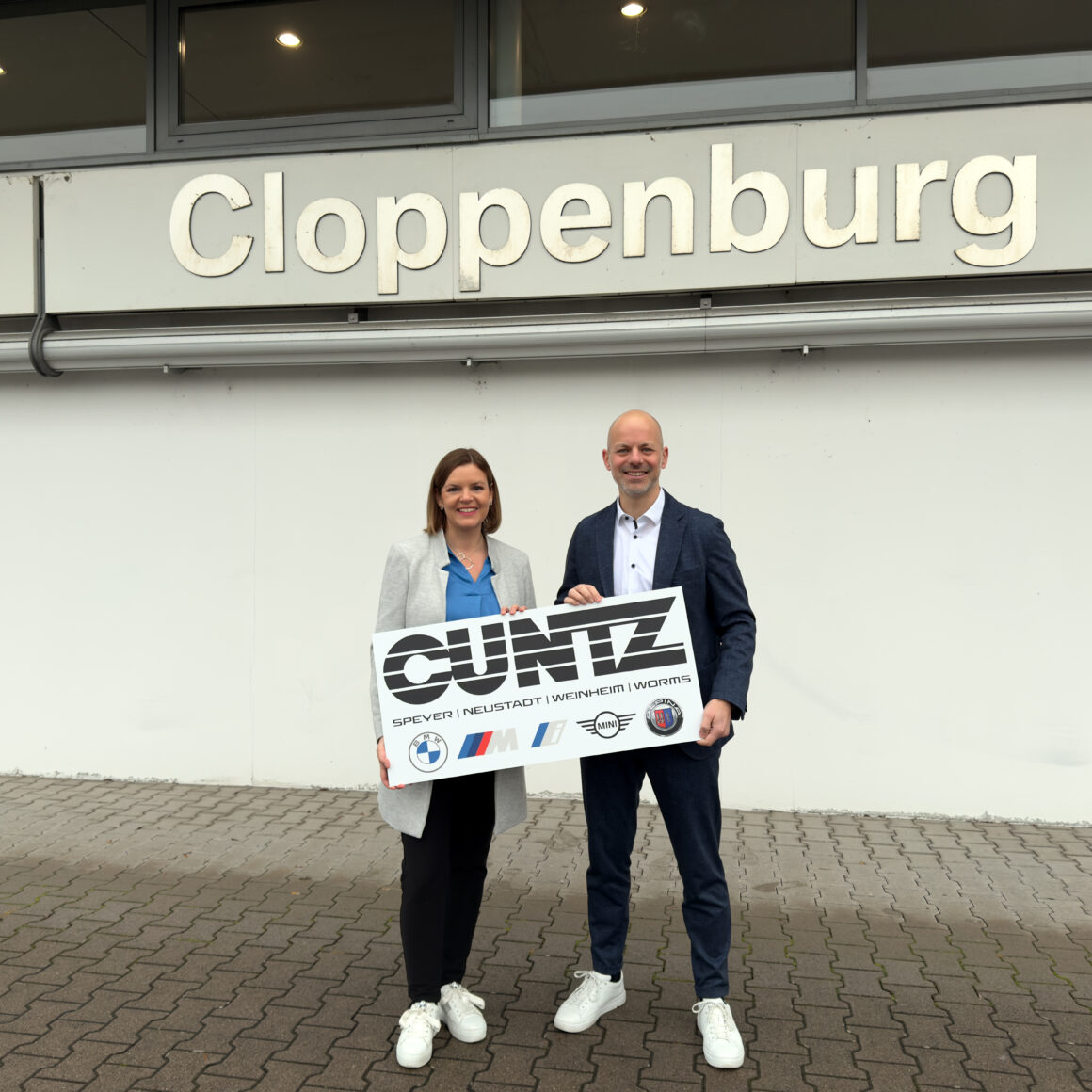 Autohaus CUNTZ wächst weiter: Zwei neue BMW und MINI Standorte in Weinheim und Worms
Familienunternehmen stärkt regionale Präsenz in der Metropolregion Rhein-Neckar und setzt nachhaltigen Wachstumskurs fort