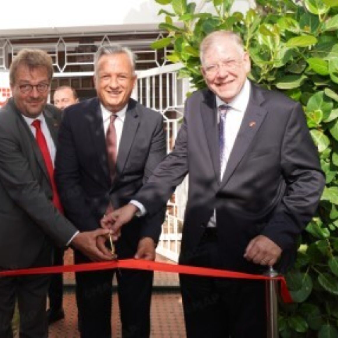 Bild bei der Eröffnung