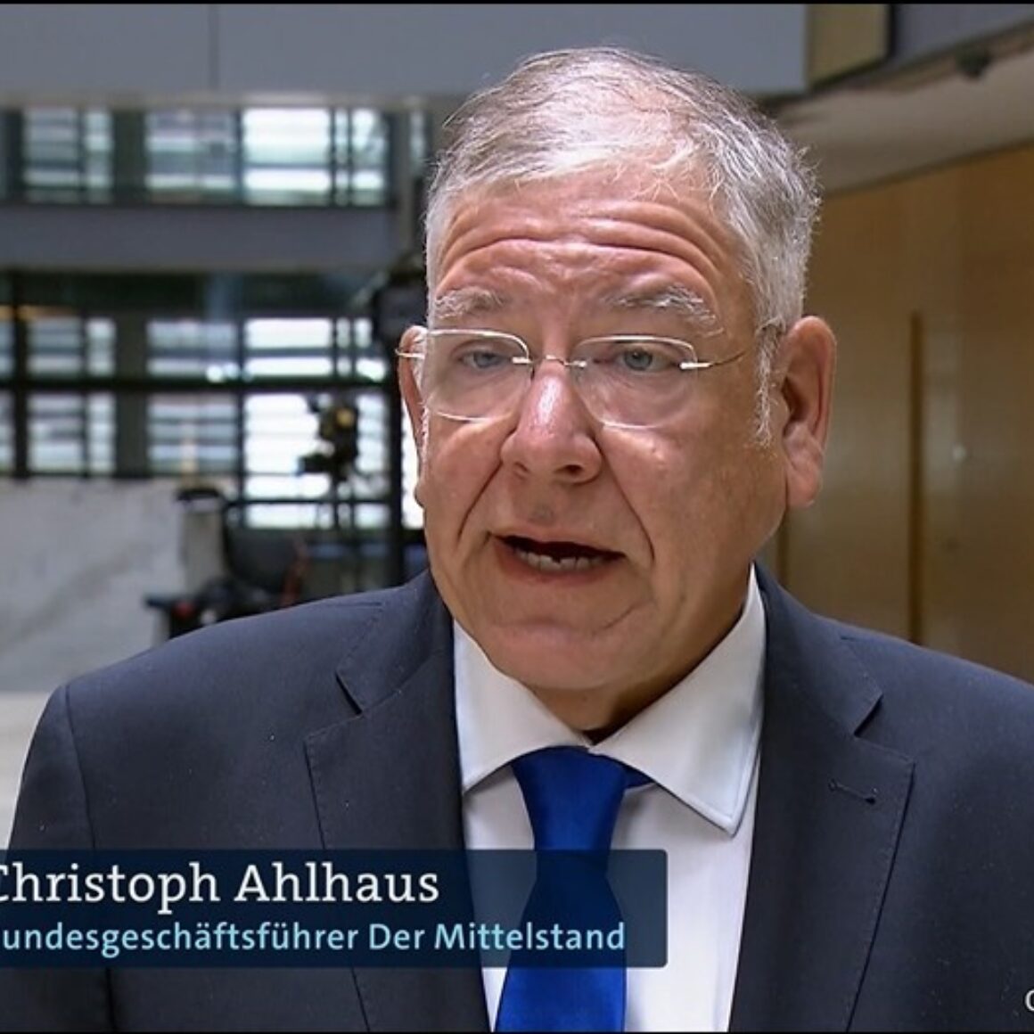 Christoph Ahlhaus, Bundesgeschäftsführer des BVMW in der Tagesschau
