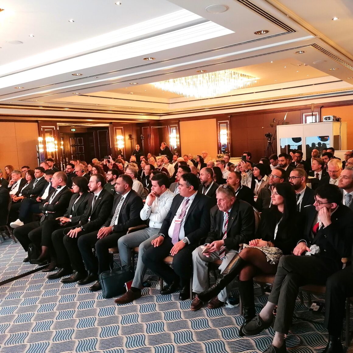 Das Publikum der Roadshow Marokko