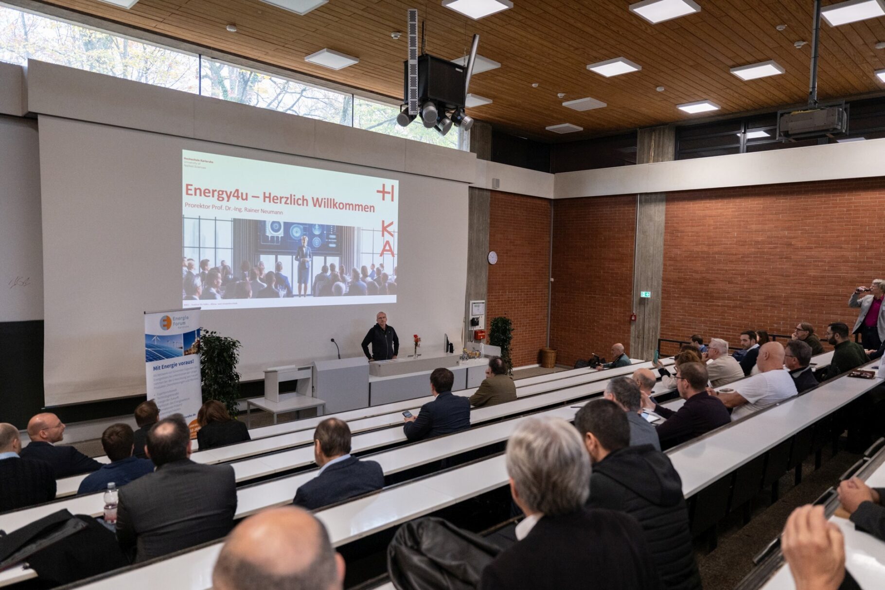 Mici20241107 100512 NZ8 0135