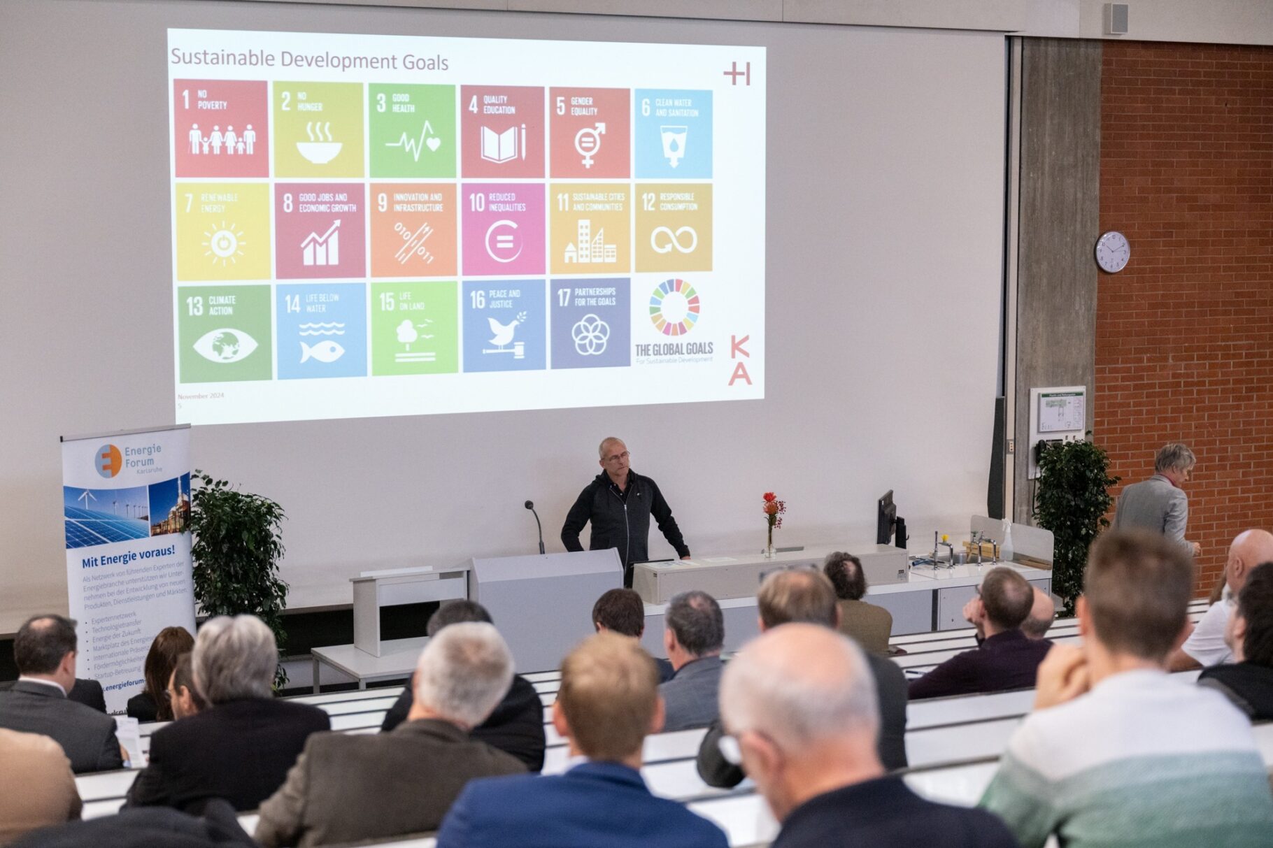 Mici20241107 101014 NZ8 0179