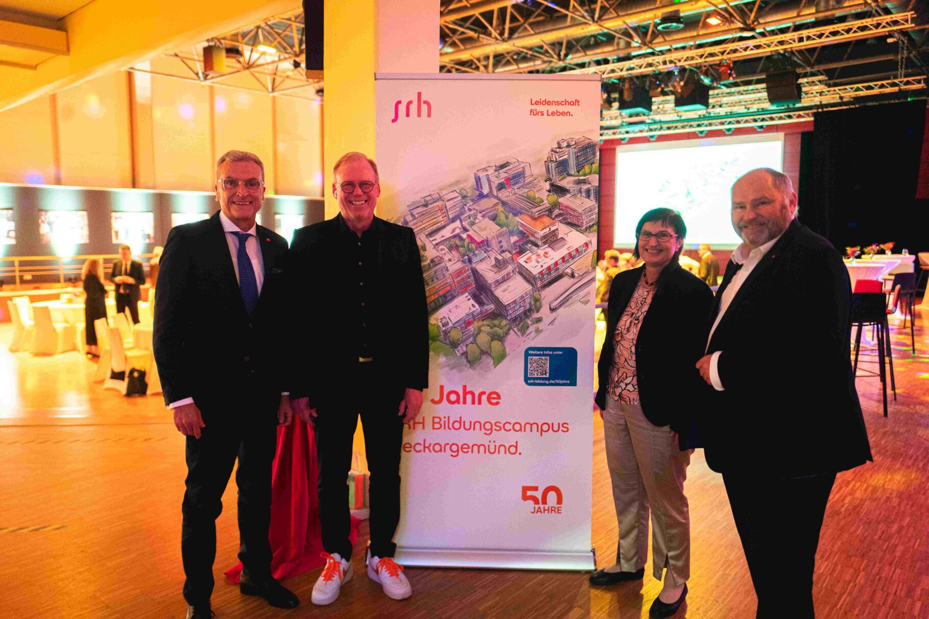 Von Links nach Rechts: Joachim Trabold, Mitglied der Geschäftsführung des SRH Berufsbildungswerk Neckargemünd, Christian H. Otto, Geschäftsführer von ﻿COAR die Cateringarchitekten GmbH und Gertrud Hilser, Leiterin des BVMW Nordbaden-Rhein-Neckar mit Kollege Josef Stumpf, Direktor des BVMW Bundeswirtschaftssenat.