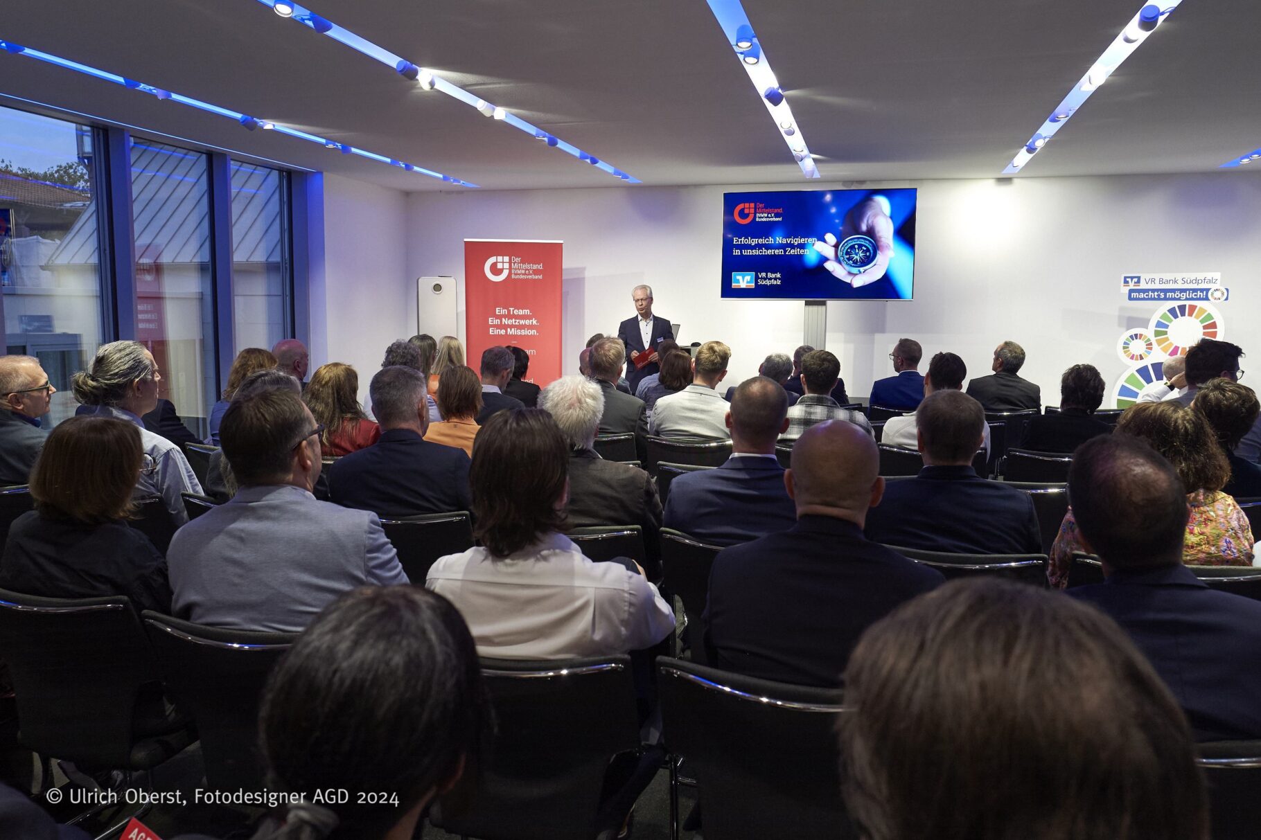 241008 BVMW VR Schmidt Titel Publikum Oberst 08 10 24 L1120515 Kopie