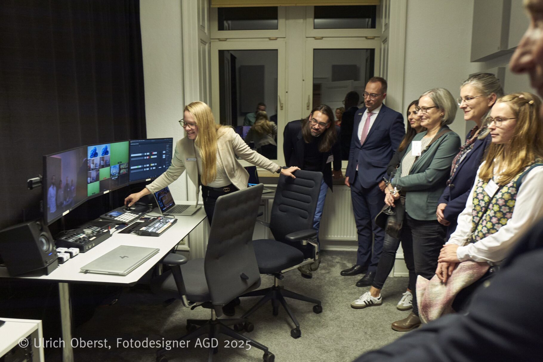 2510 VRB Studio Oberst 07 10 25 L1160689