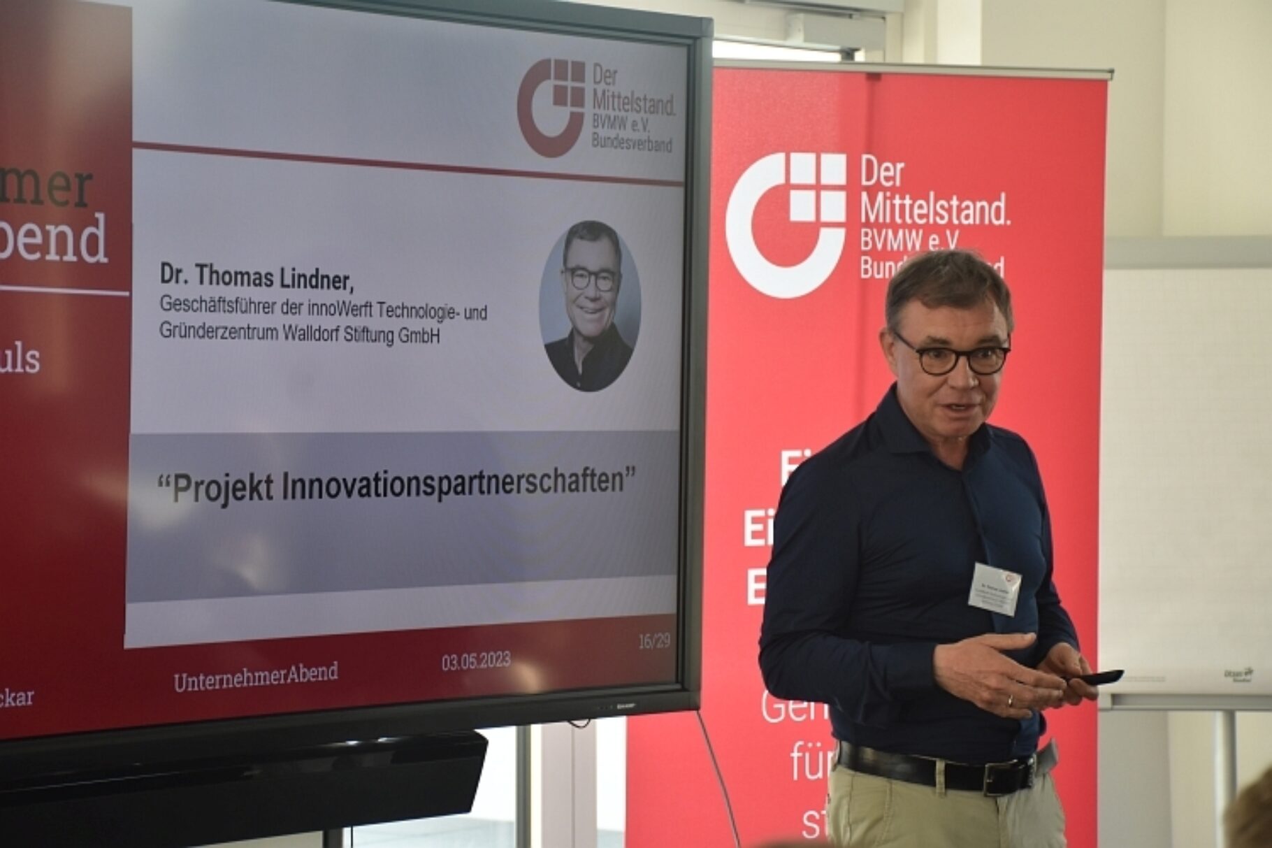 Dr. Thomas Lindner bei seinem vortrag