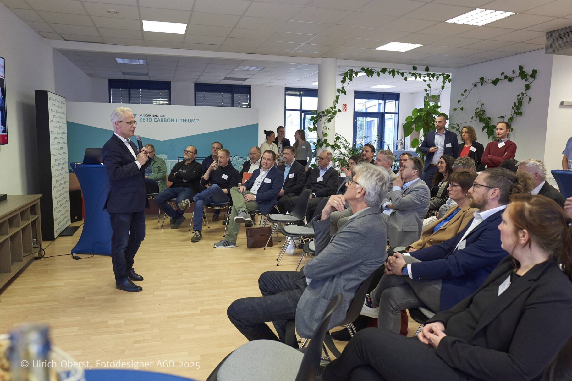 Oberst 02 04 25 L1140427