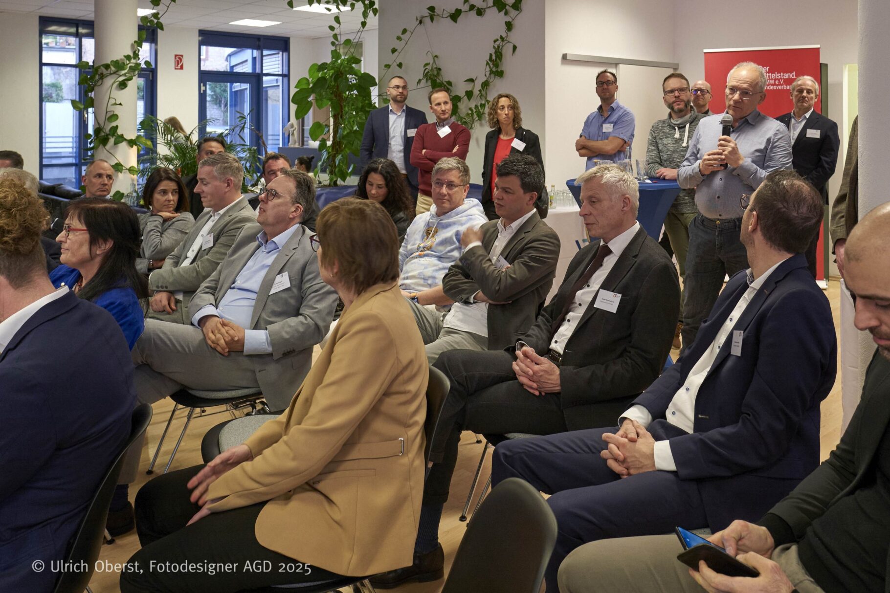 Oberst 02 04 25 L1140529