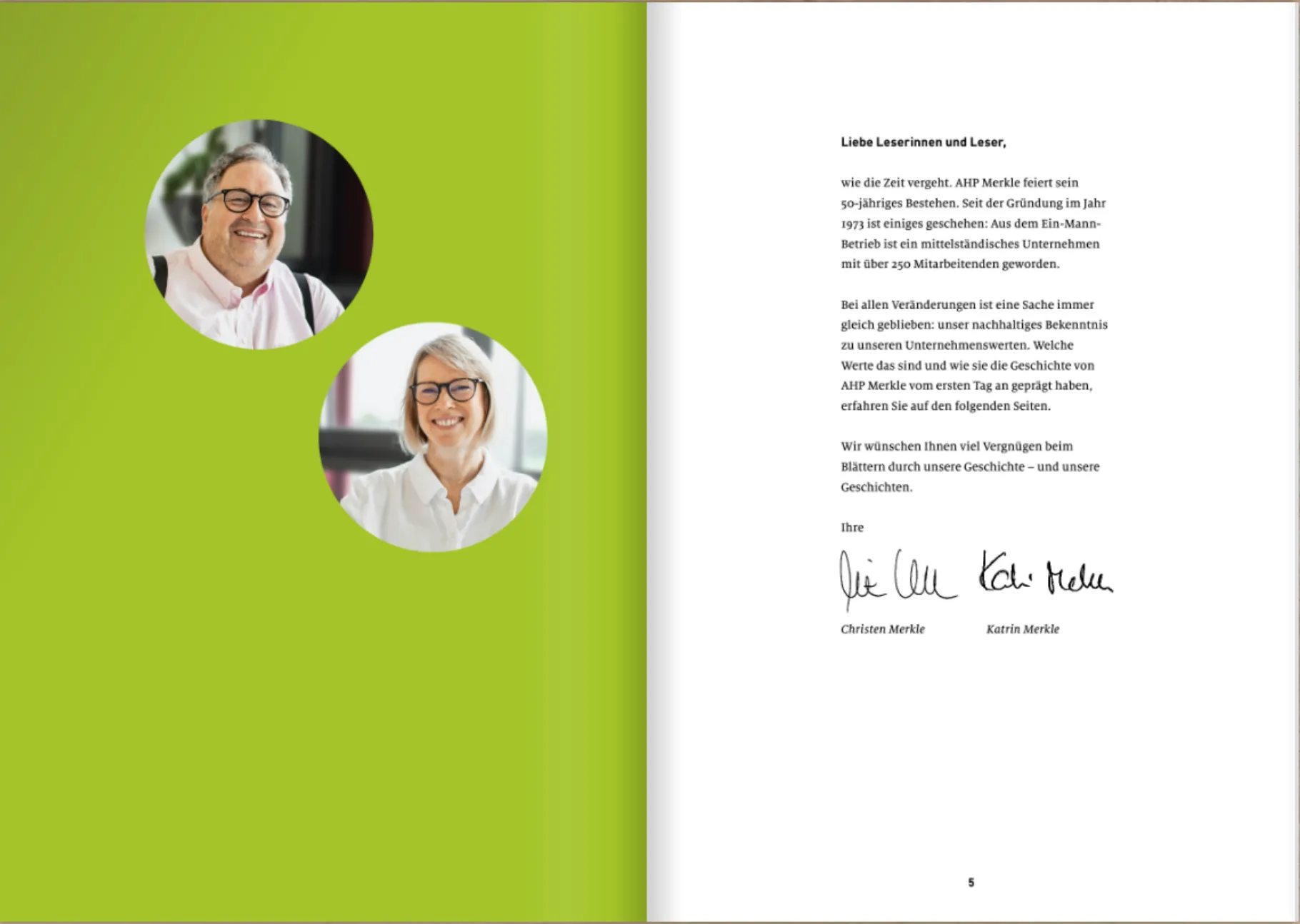 Einführungsseite des Buches mit Grußwort und Bildern der beiden Geschäftsführer