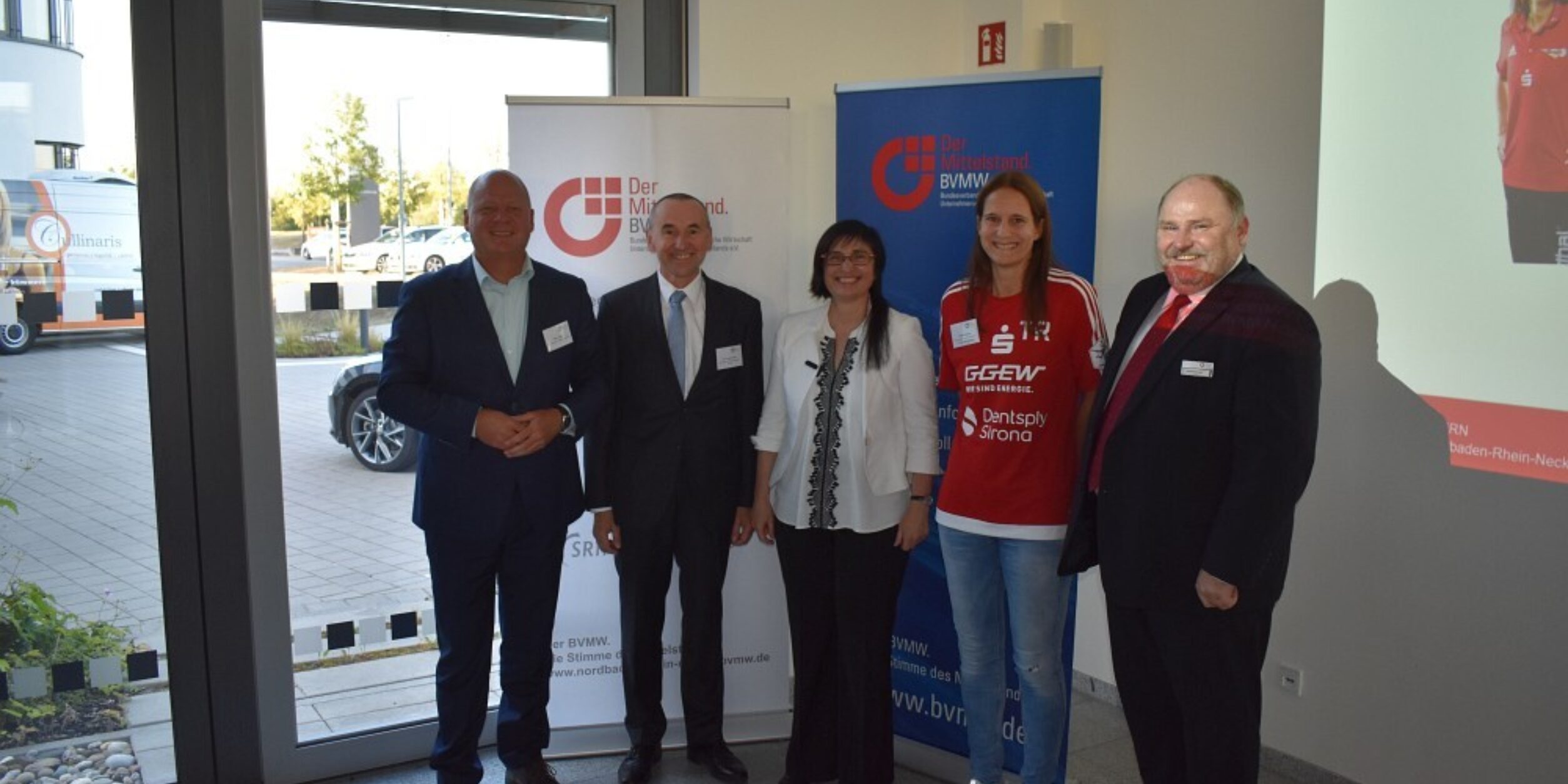 Titelbild mit allen Referenten