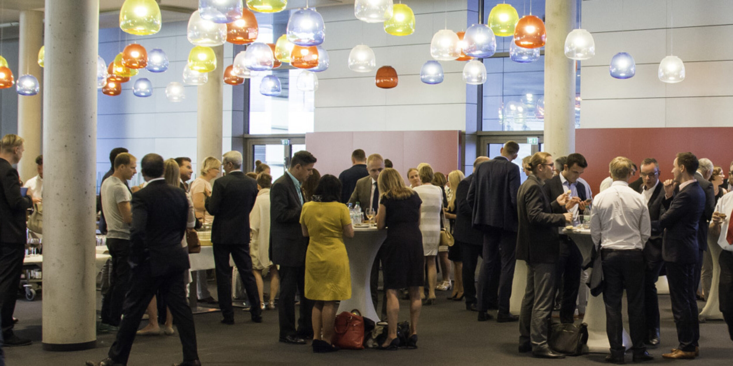 Gesellschaft bei einer Veranstaltung