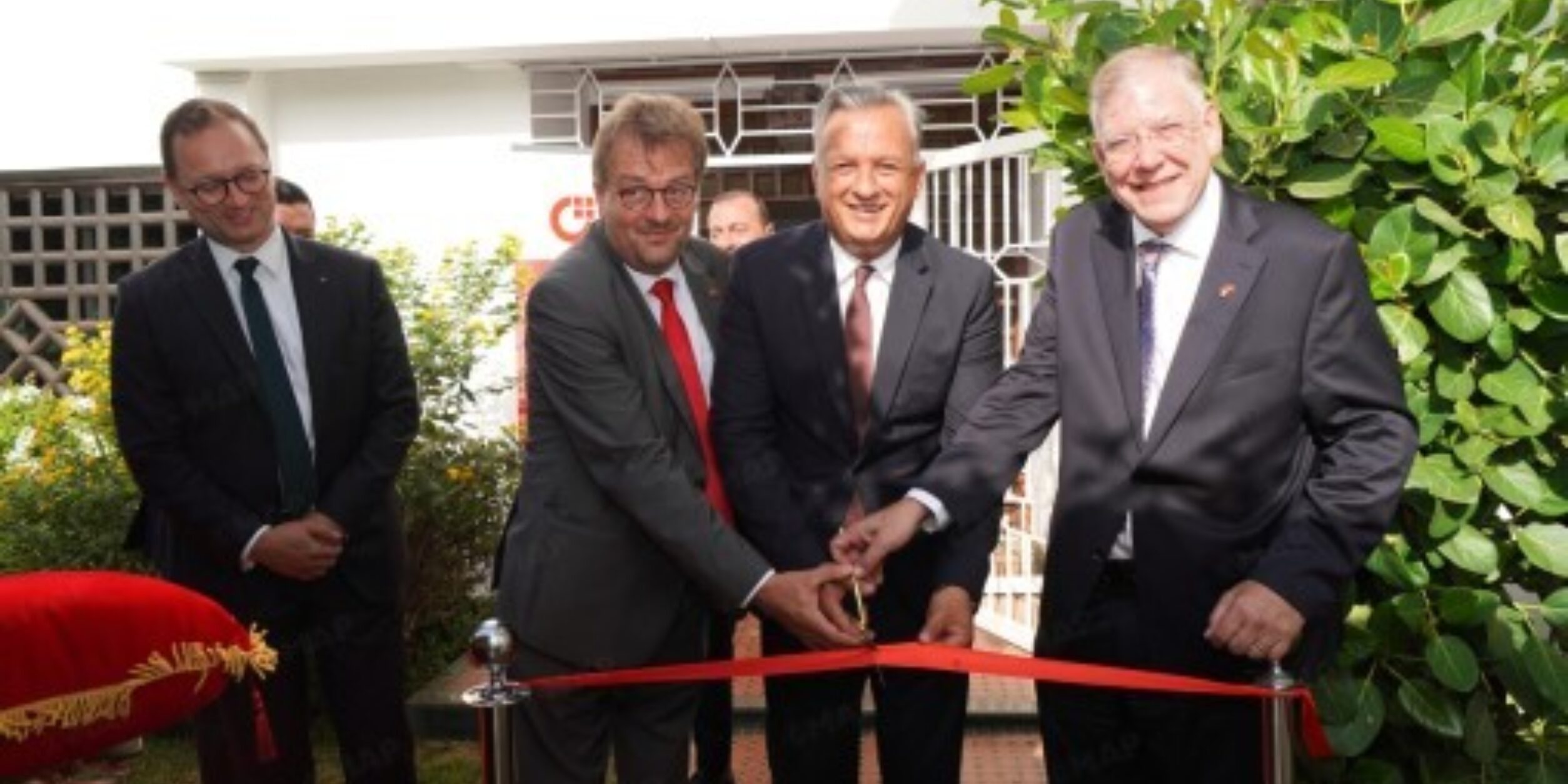 Bild bei der Eröffnung