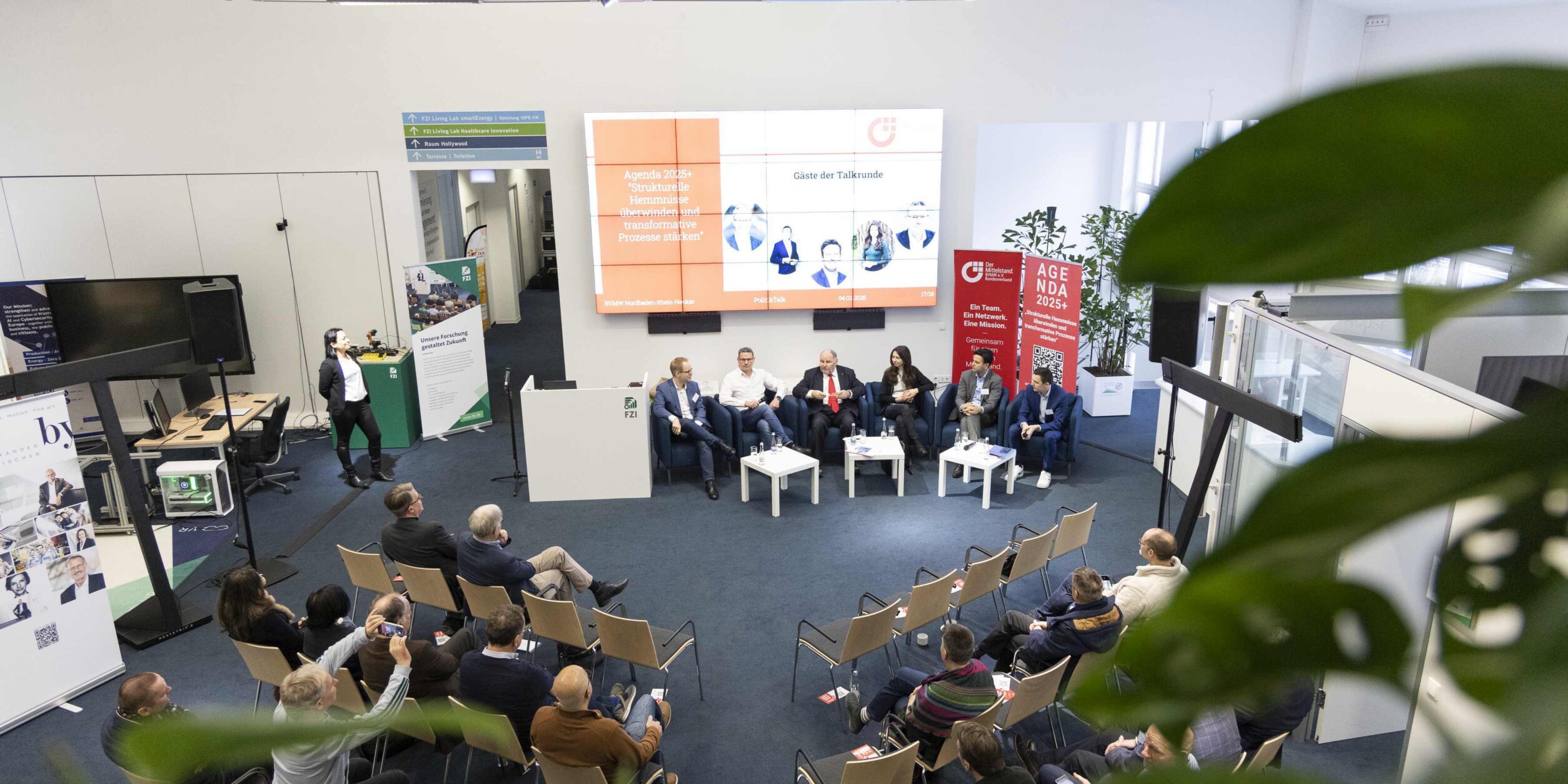Blick auf die Talkrunde