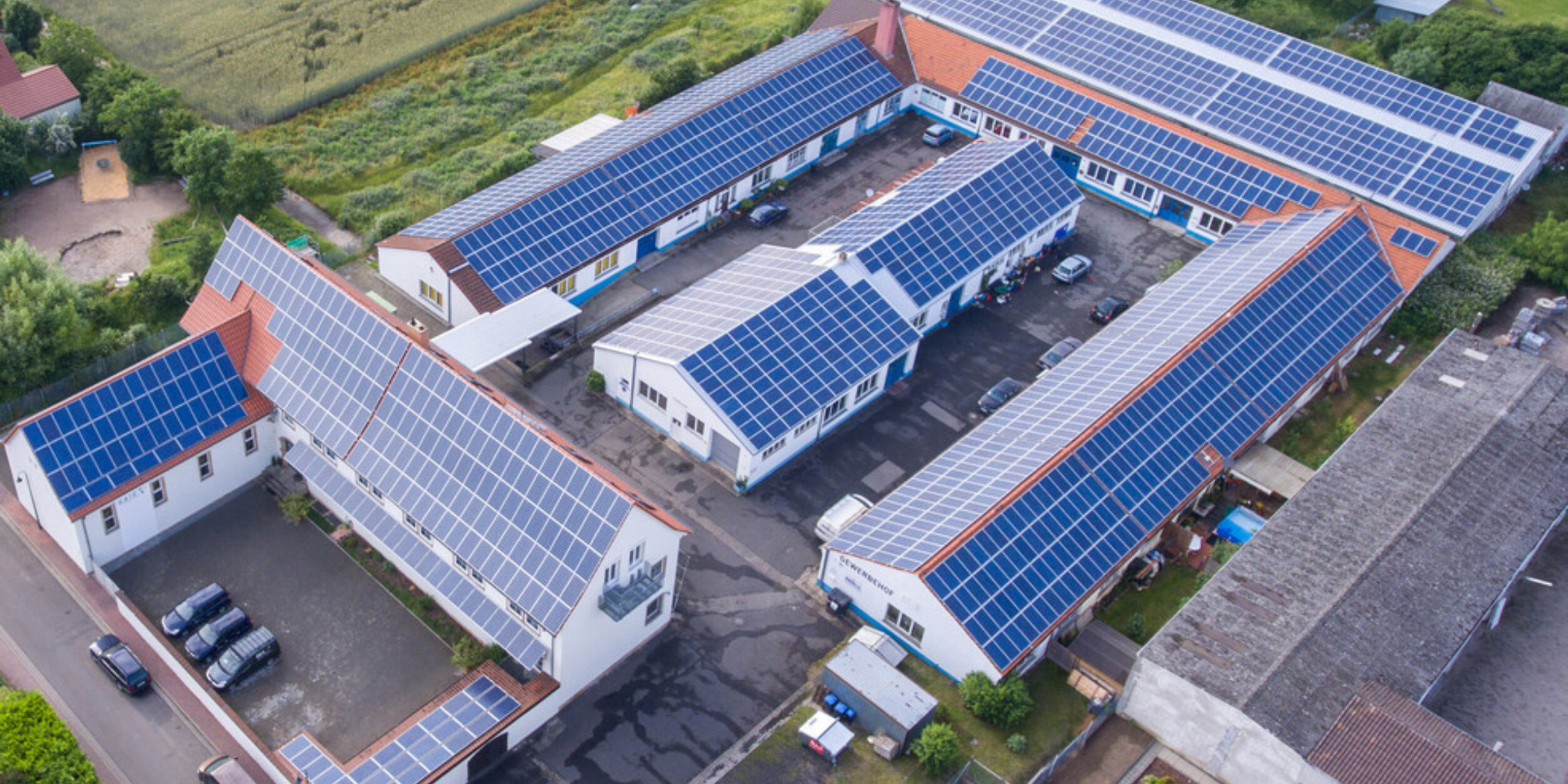 Luftbild auf den Firmensitz von GAIA