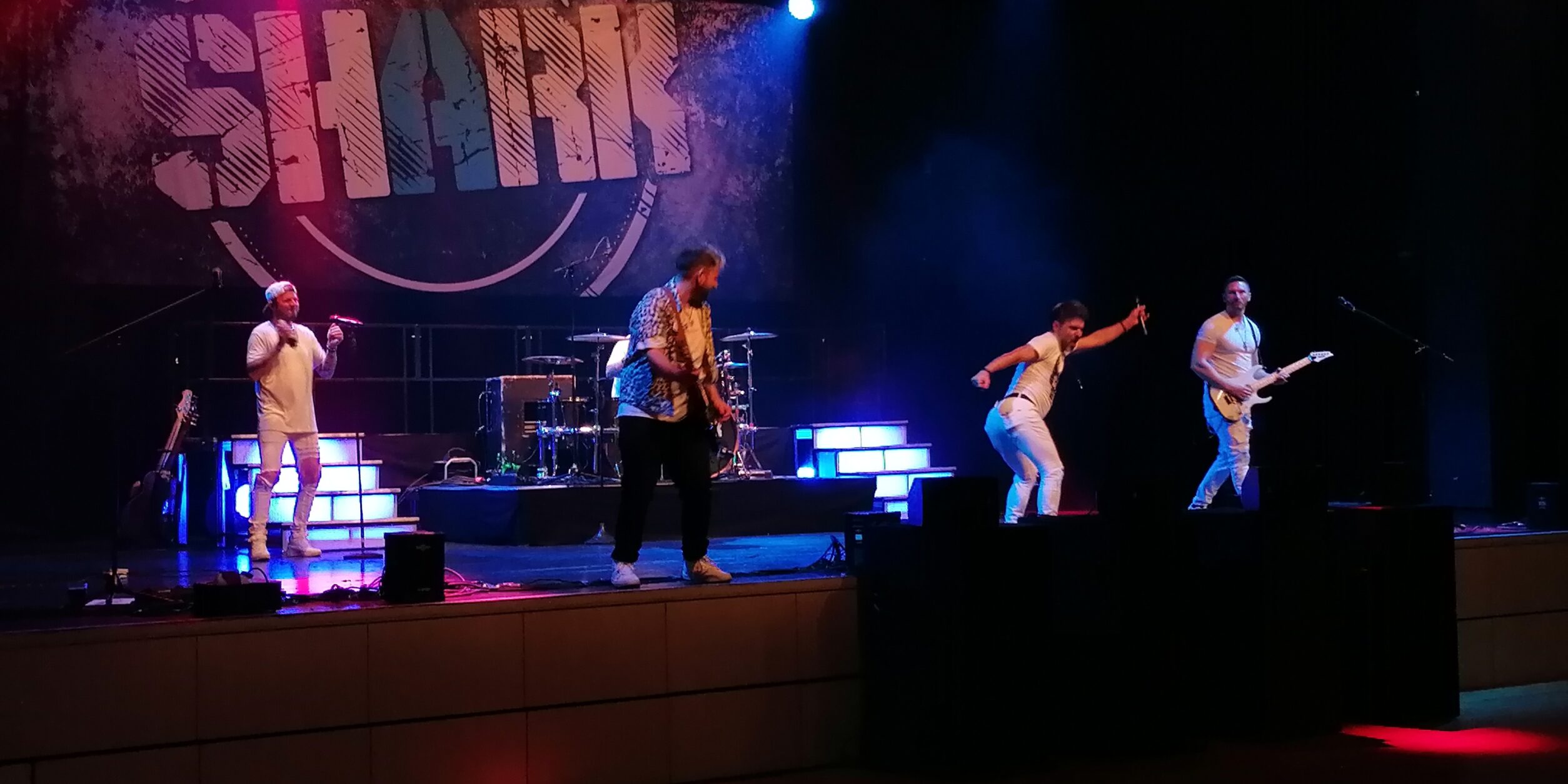 Blick der Teilnehmer auf die Bühne zur Band