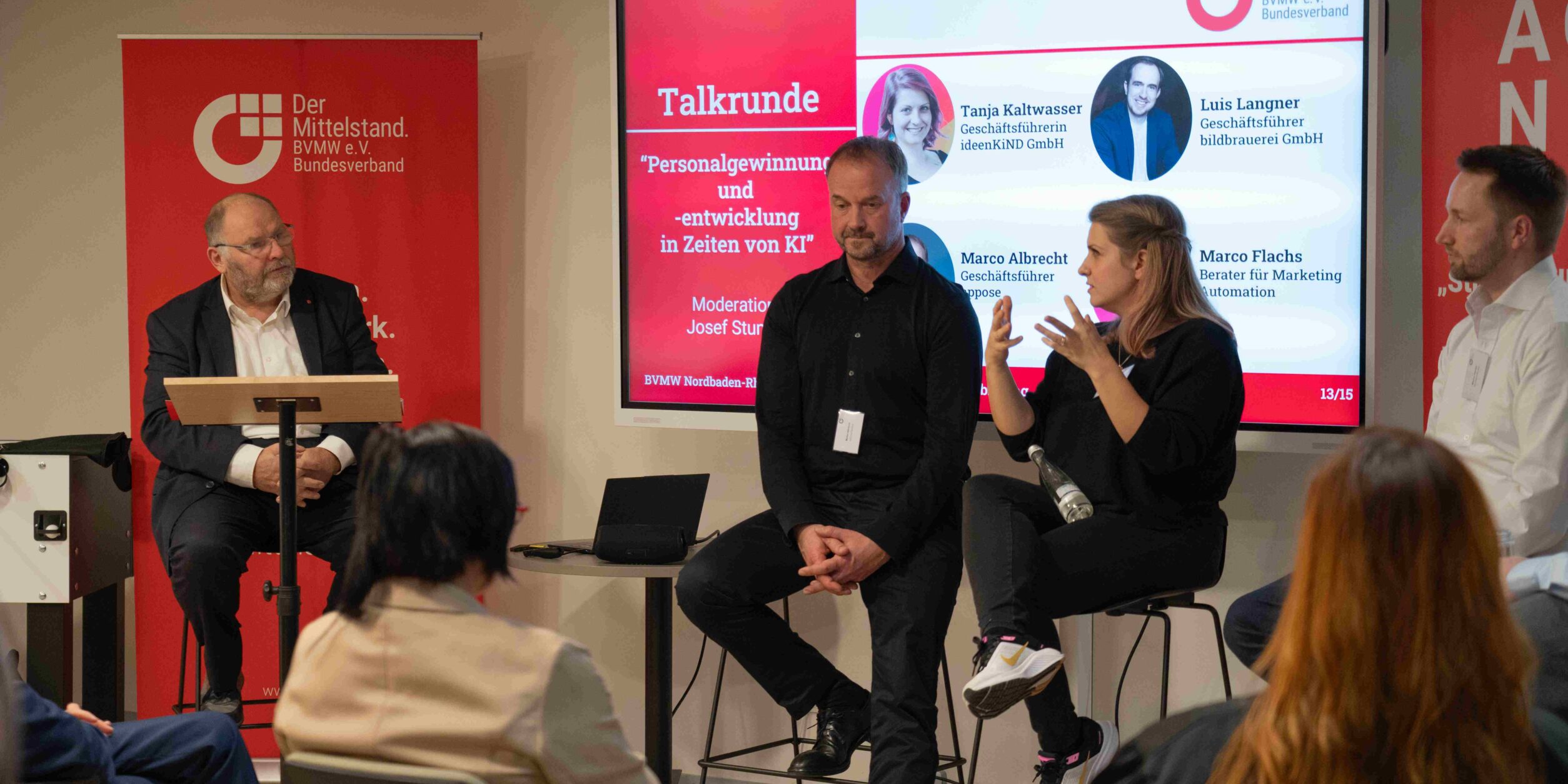 Blick auf die Talkrunde