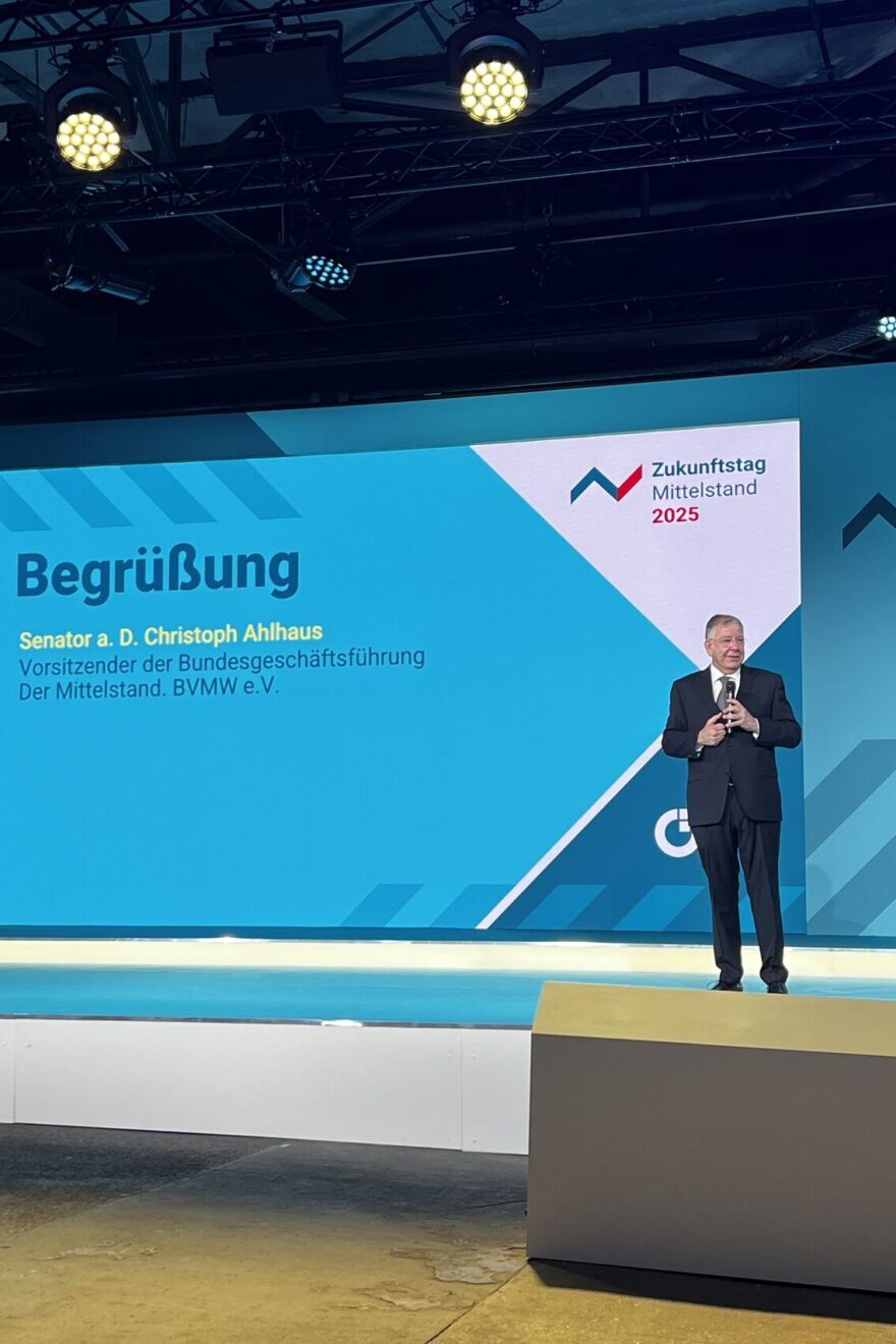 Begrüßung durch Christoph Ahlhaus