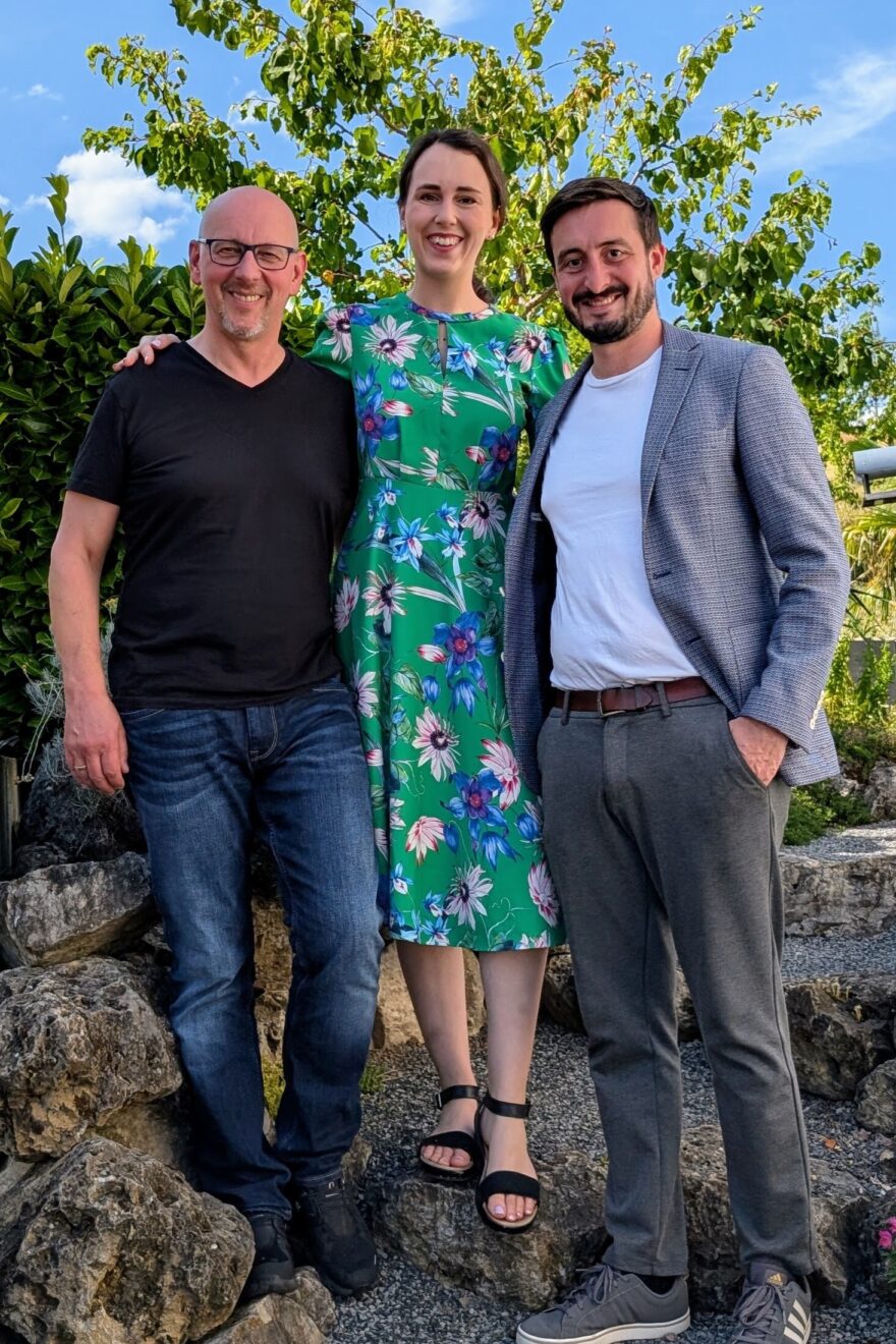 Das Geschäftsführungs-Trio: Sven O. Rimmelspacher, Isabel Pickert, Jonas Voss