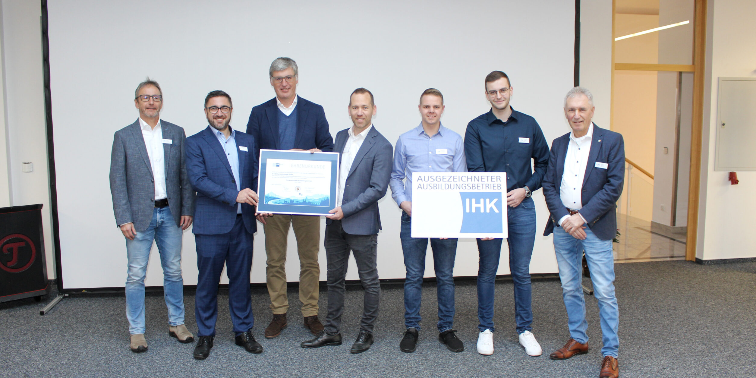 Mitgliedsunternehmen S&D Blechtechnologie wird mit dem IHK-Siegel „Ausgezeichneter Ausbildungsbetrieb“ geehrt