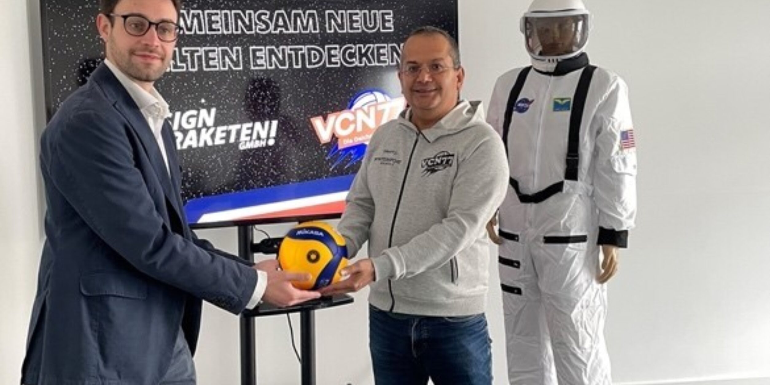 Designraketen wird Sponsor der Deichstadtvolleys Neuwied