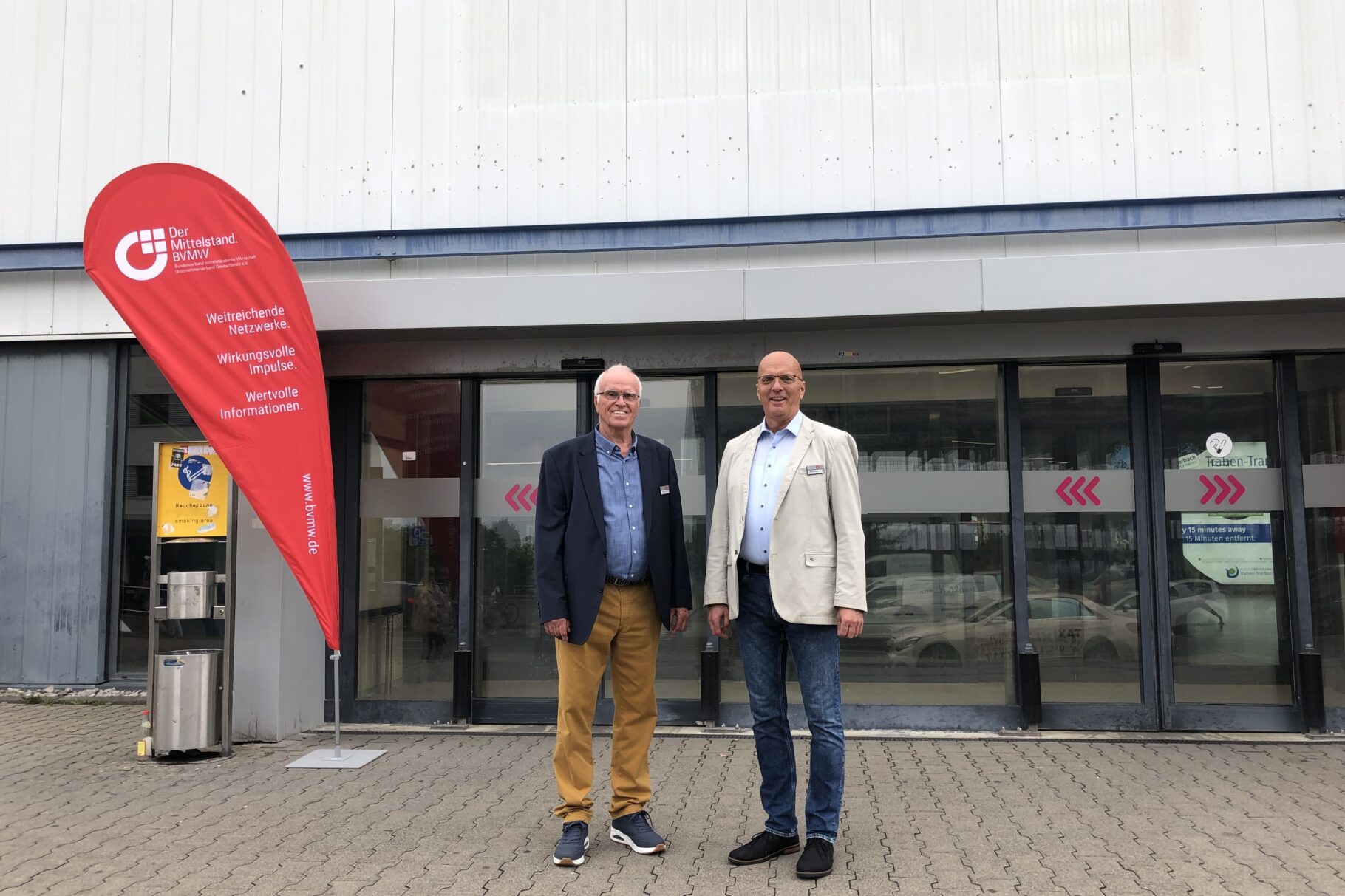 Mittelstand trifft Landespolitik am Flughafen Hahn