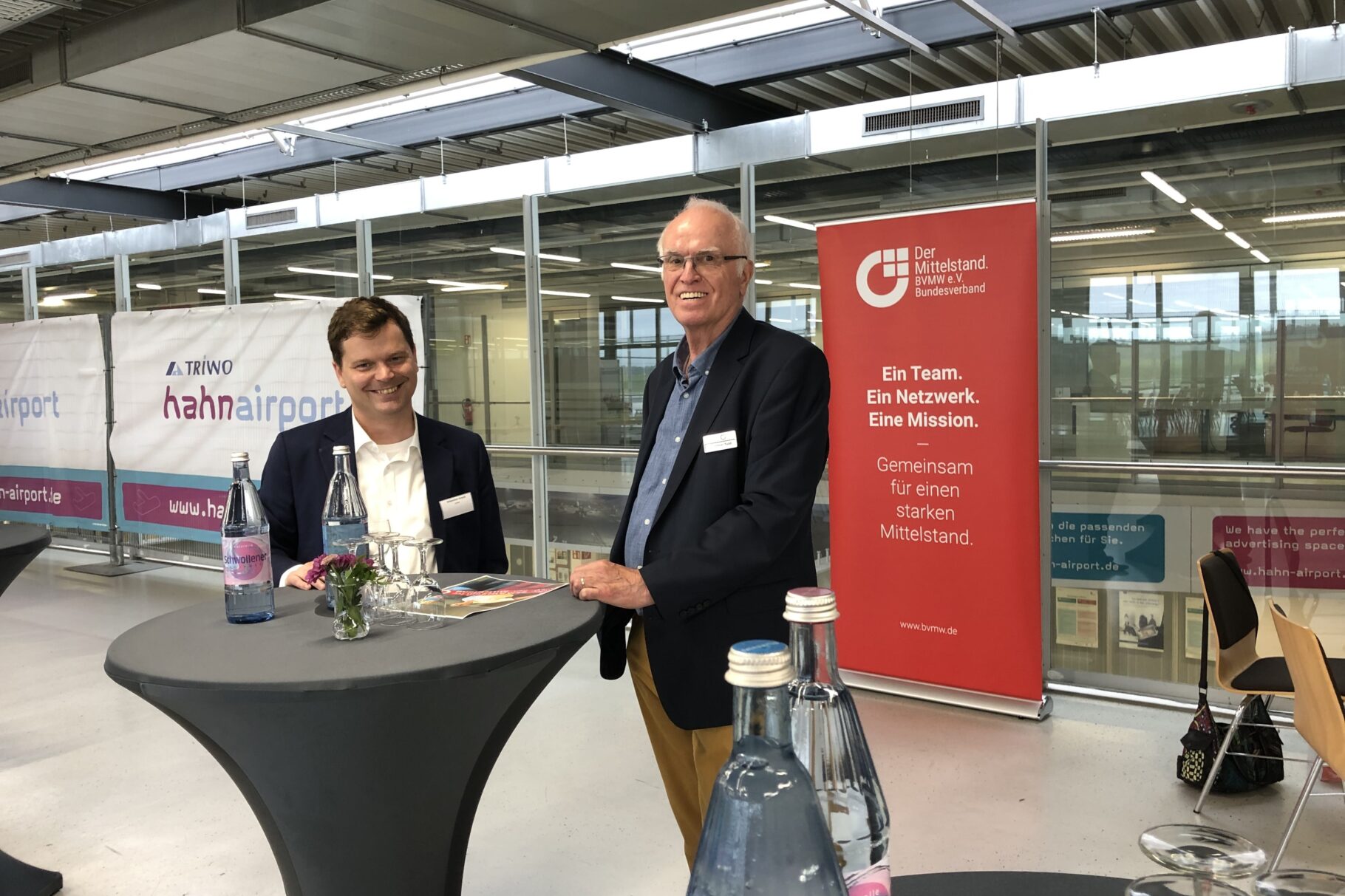 Mittelstand trifft Landespolitik am Flughafen Hahn