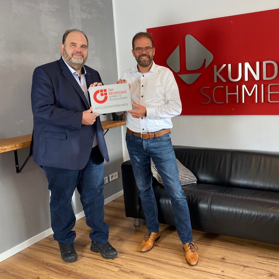 Begrüßung Kunden Schmiede