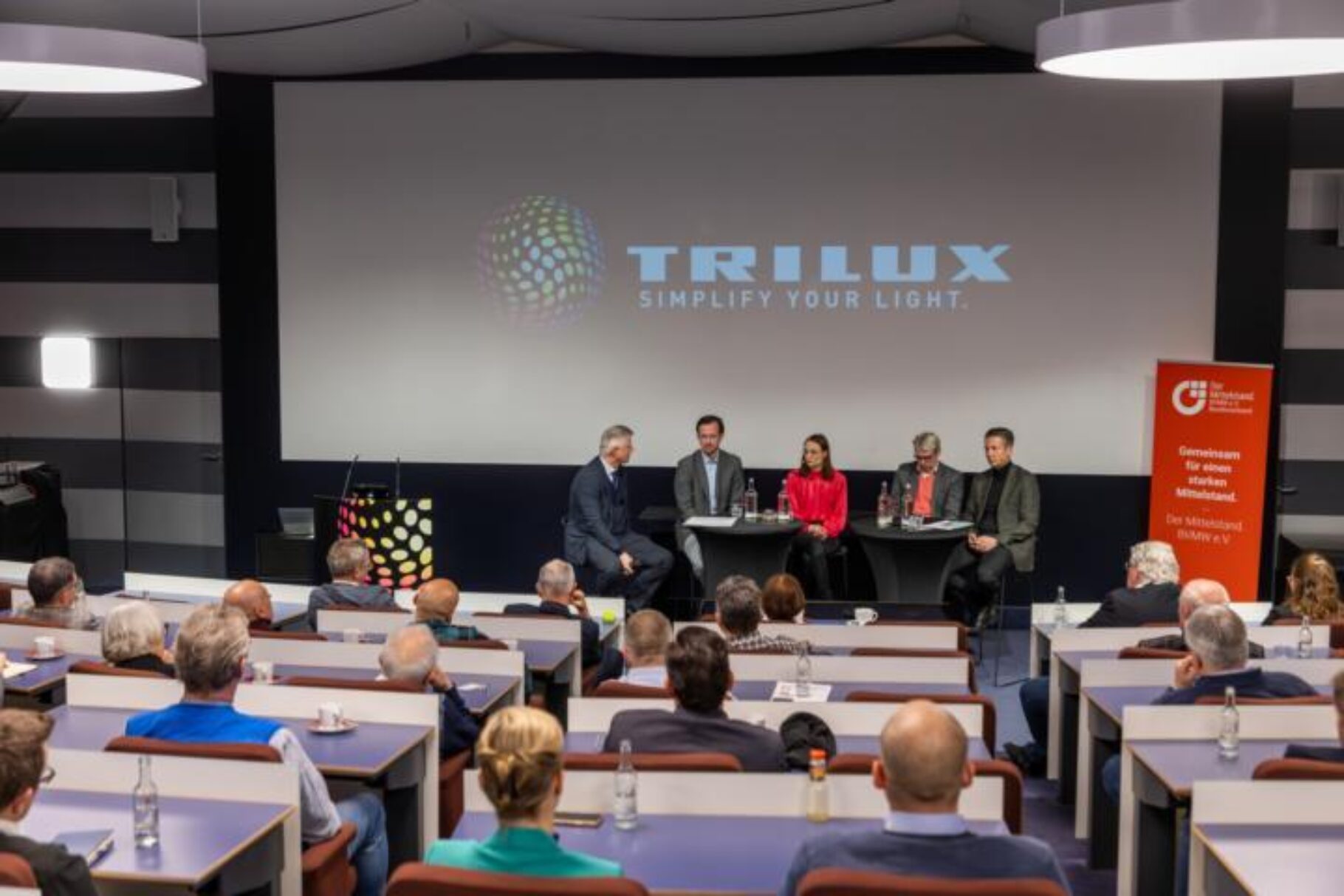 8 I3 A9233 Verbessert NR Kopie