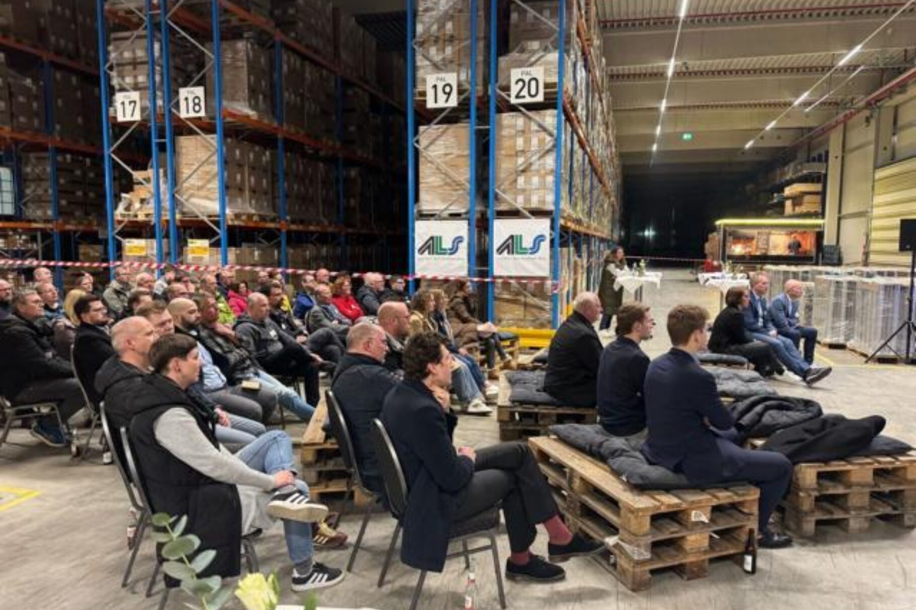 911665ac 2d11 4c8a a2eb 200aa2aa5853